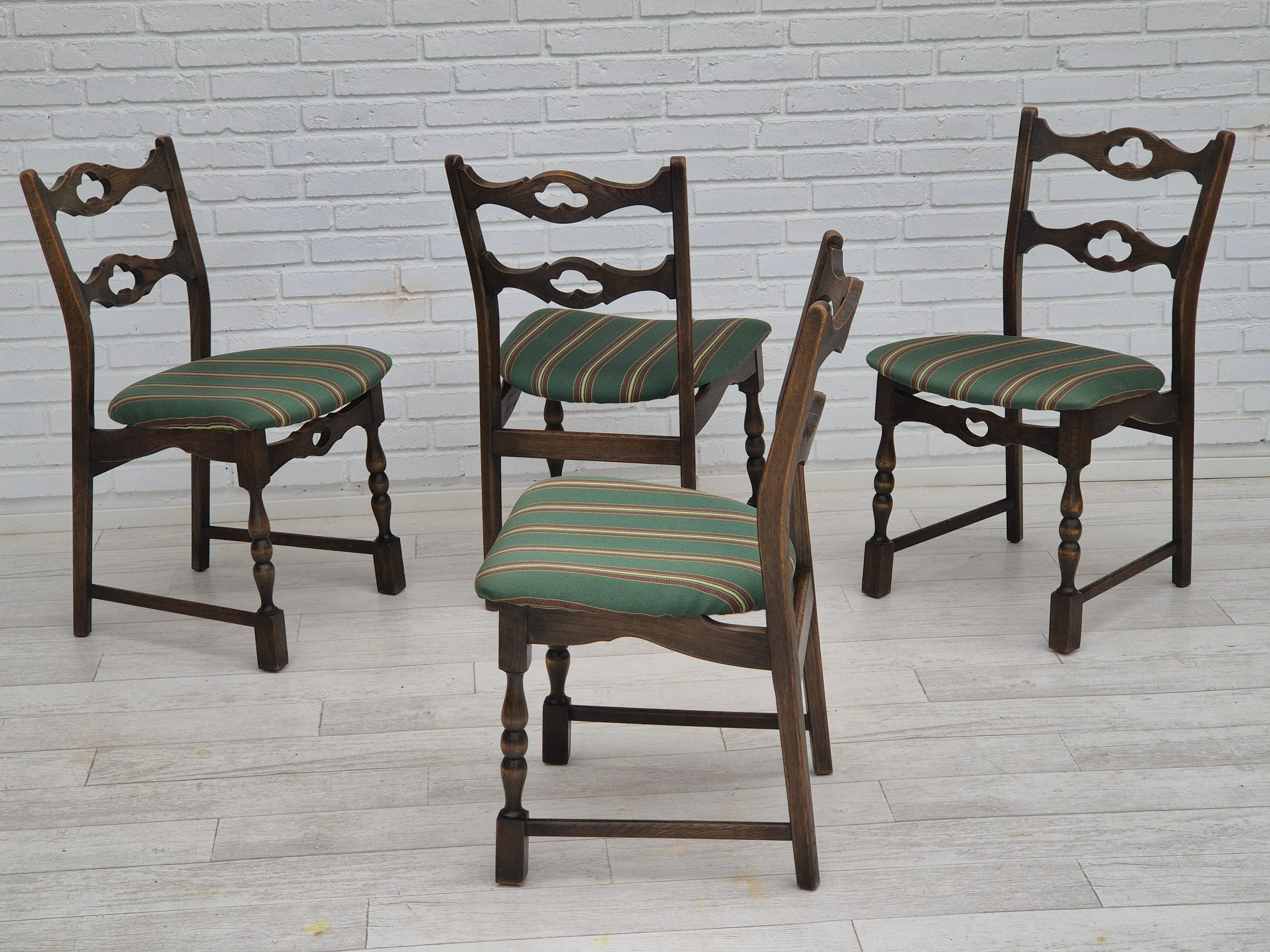 Scandinavian Modern 1970s, set of 4 Danish dining chairs, original condition, dark oak wood. For Sale