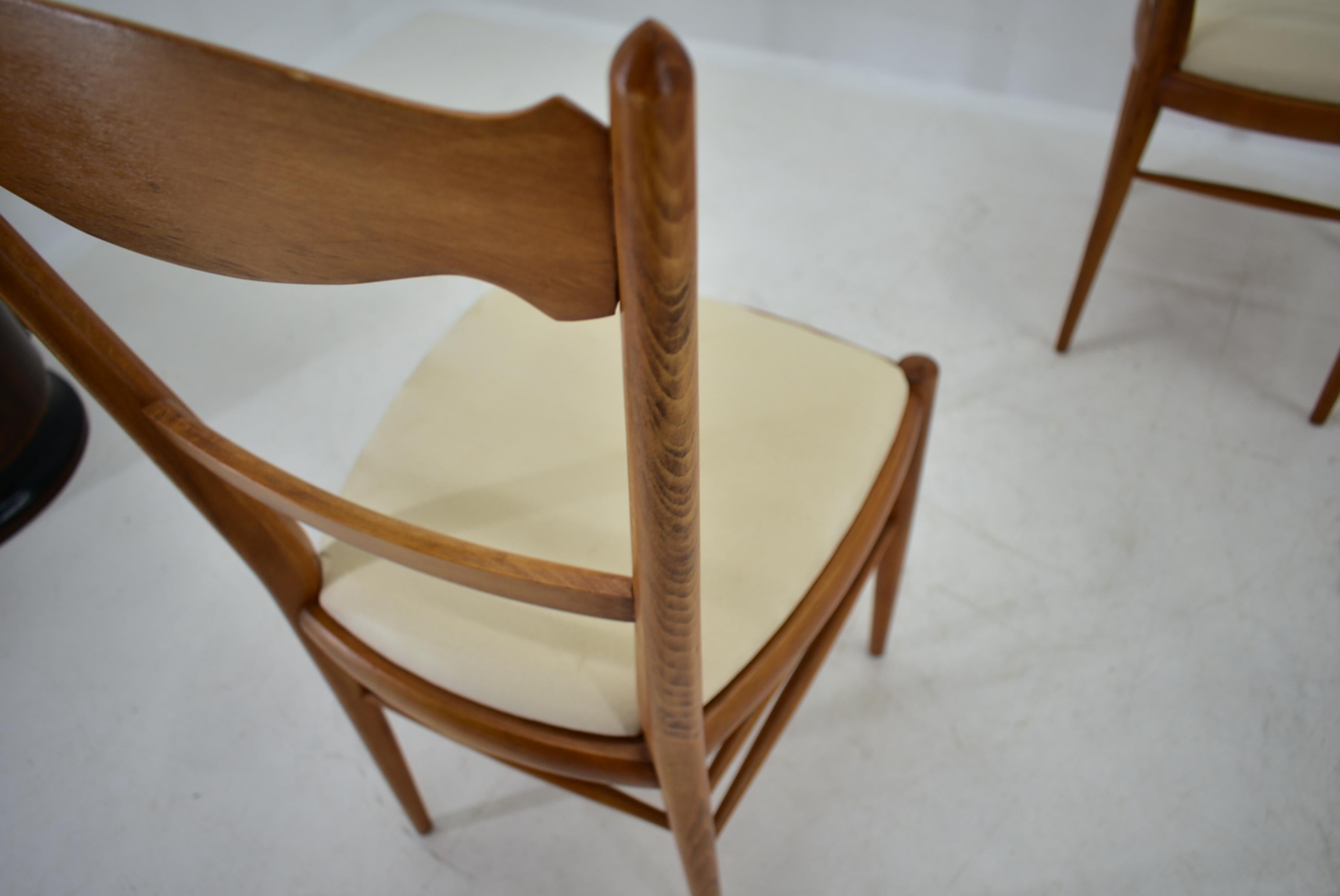 1970s Set of 4 Dining Chairs by Drevotvar, Czechoslovakia For Sale 7