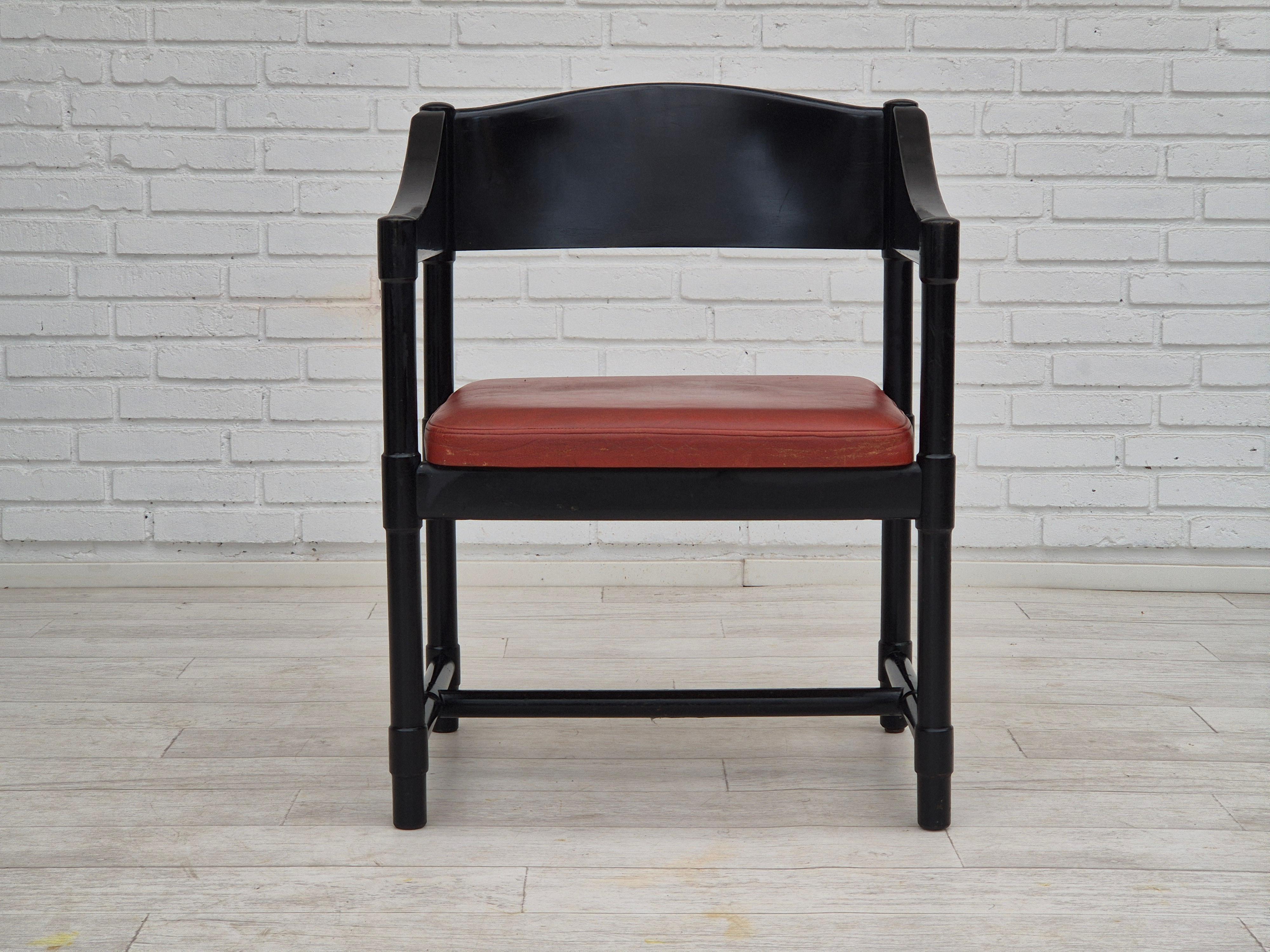 Años 70, conjunto de 4 sillones finlandeses de Lepokalusto, estado original, madera de abedul en Bueno estado para la venta en Tarm, 82