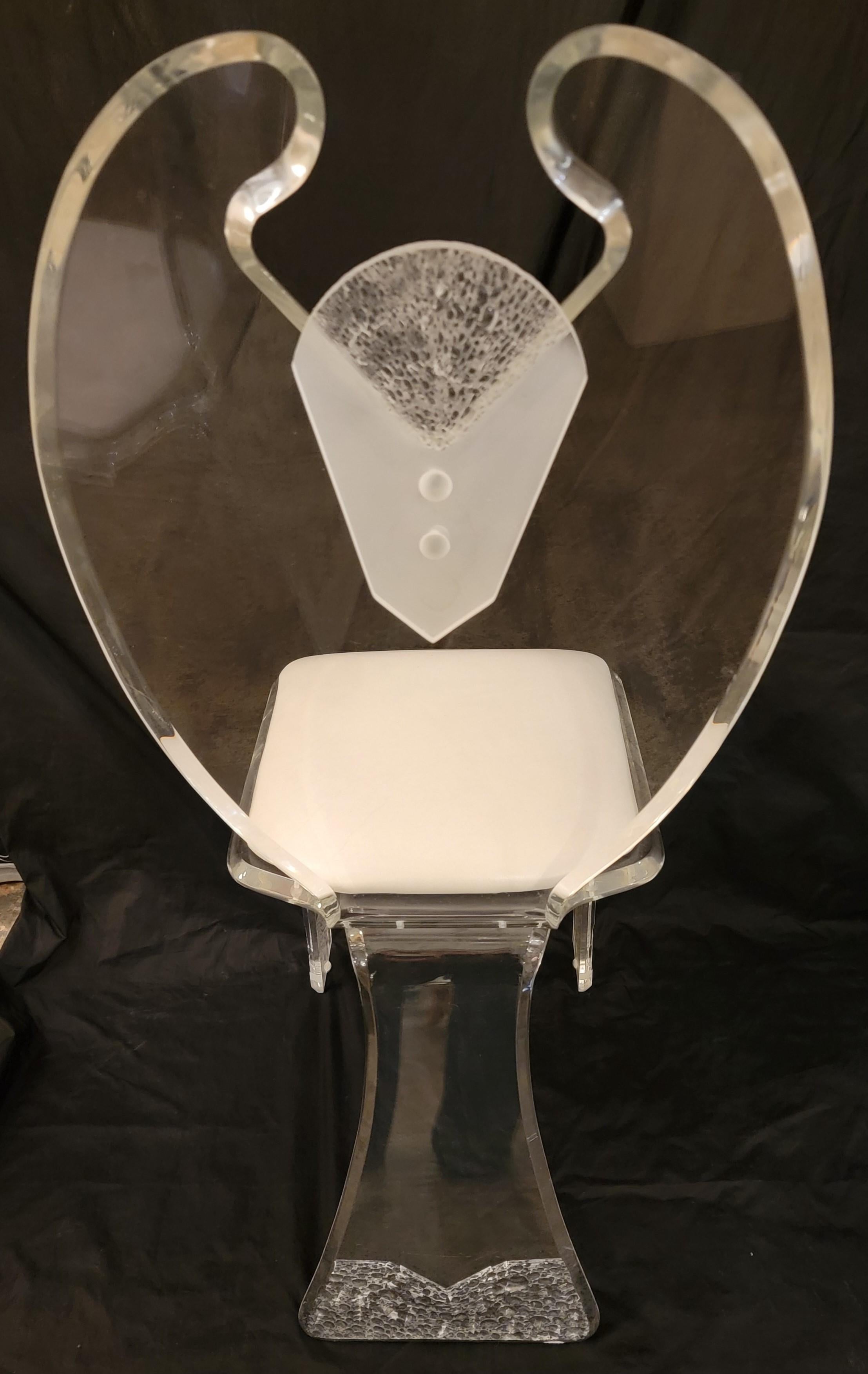 1970s Set of 4 Ice Carved Dining Chairs In Good Condition For Sale In Pasadena, CA