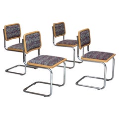 Anni '70, set di 4 sedie da pranzo italiane in stile Bauhaus.