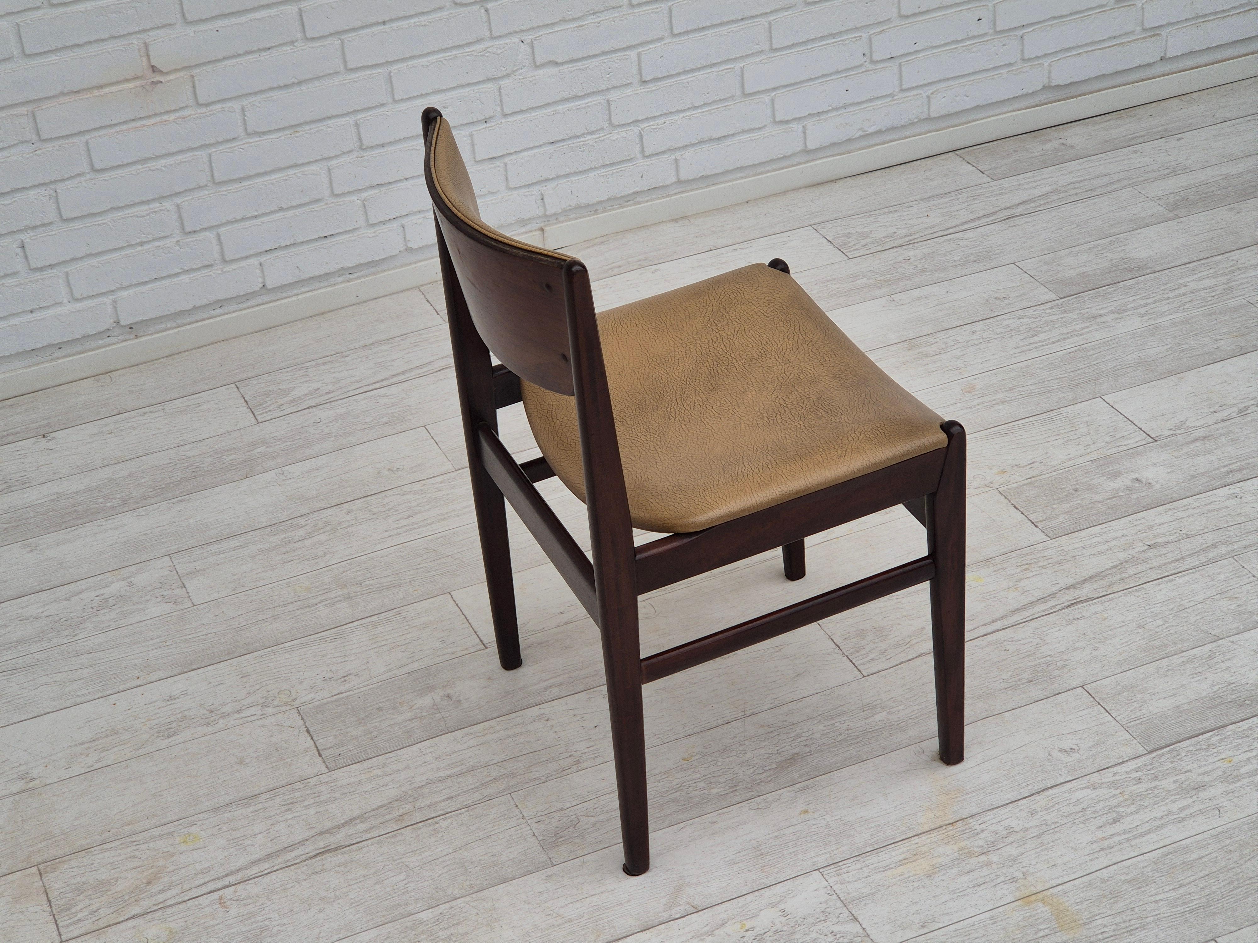 1970er, 5 dänische Esszimmerstühle, Originalzustand, Teakholz, Leder. im Angebot 4