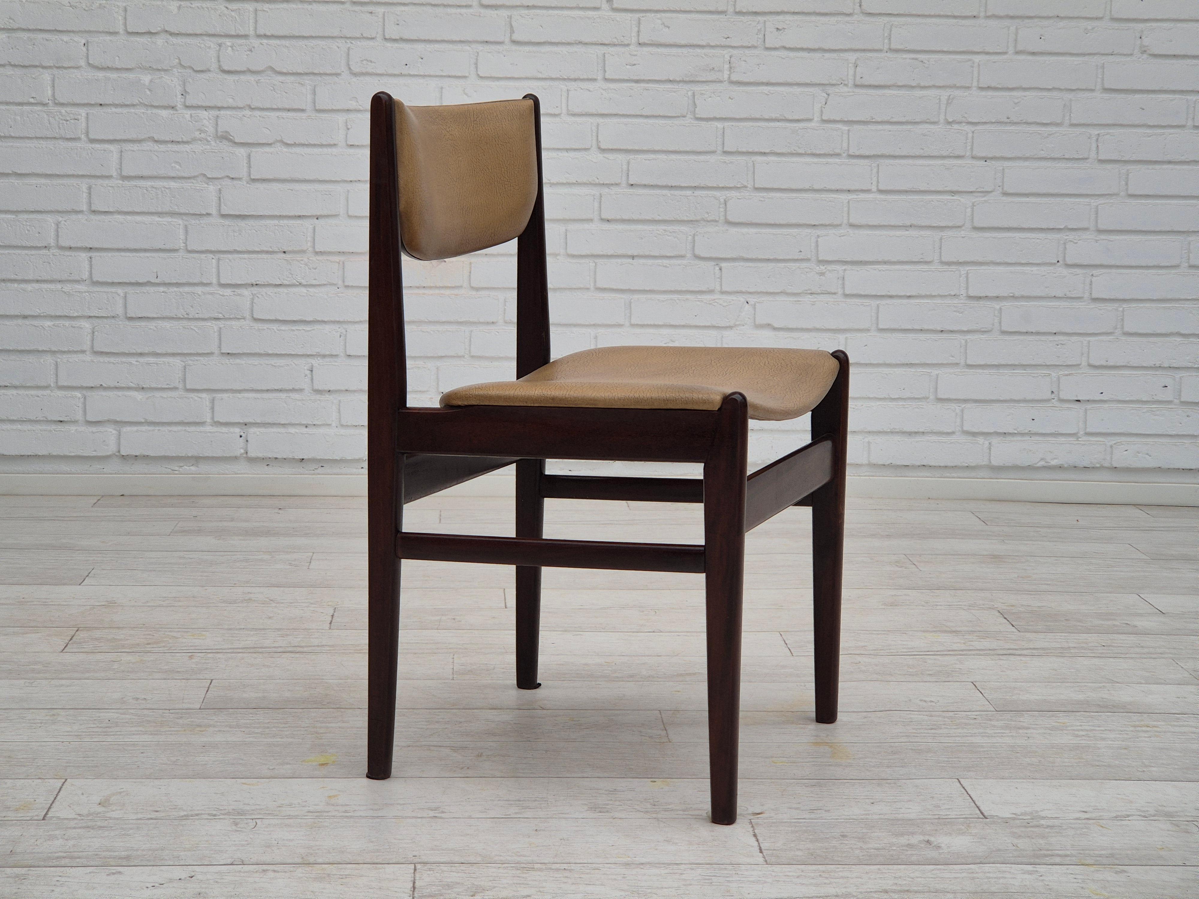 1970er, 5 dänische Esszimmerstühle, Originalzustand, Teakholz, Leder. (Skandinavische Moderne) im Angebot