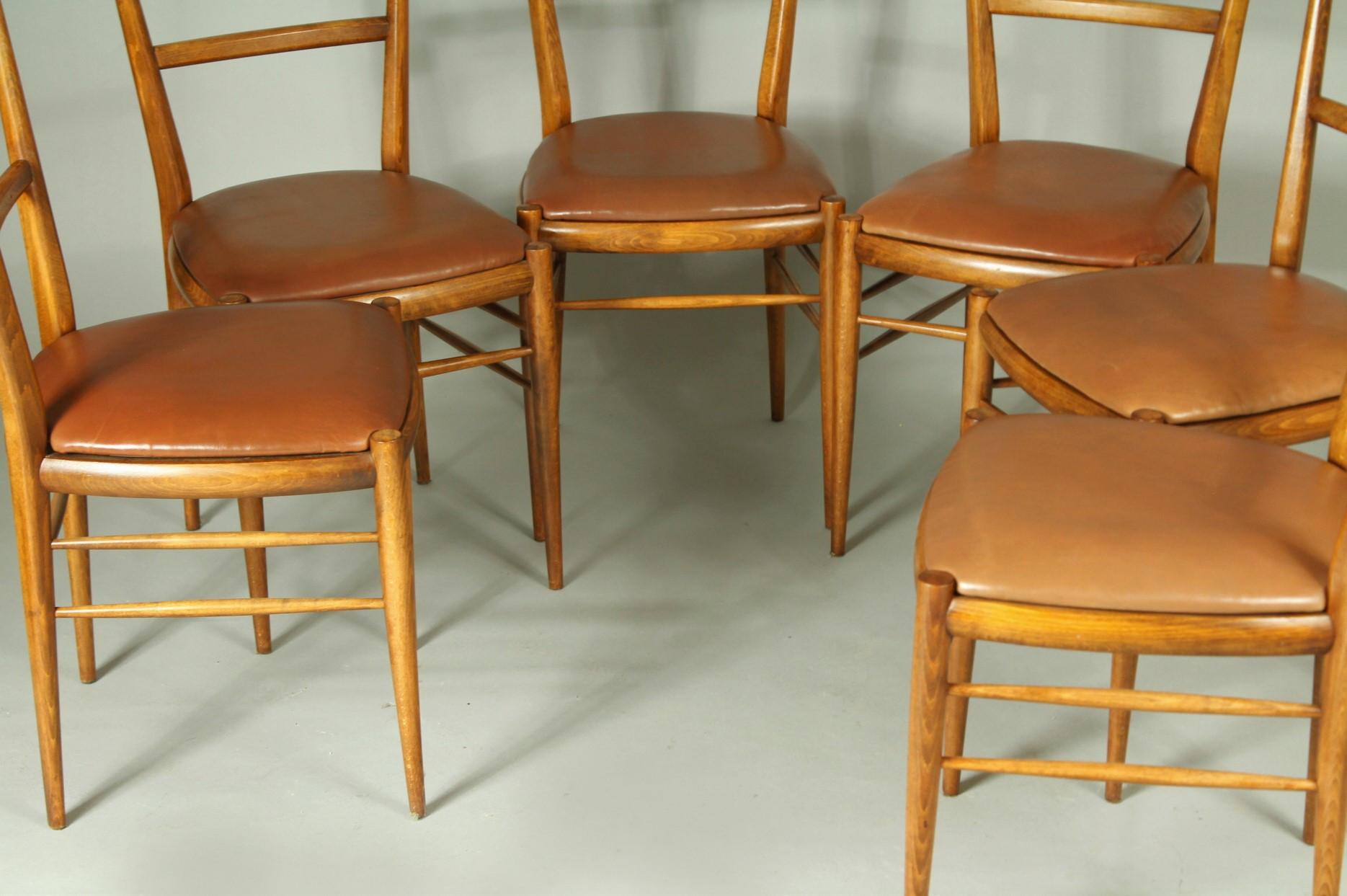1970s Set of 6 Beech Dining Chairs, Leather Upholstery In Good Condition For Sale In Tochovice, CZ