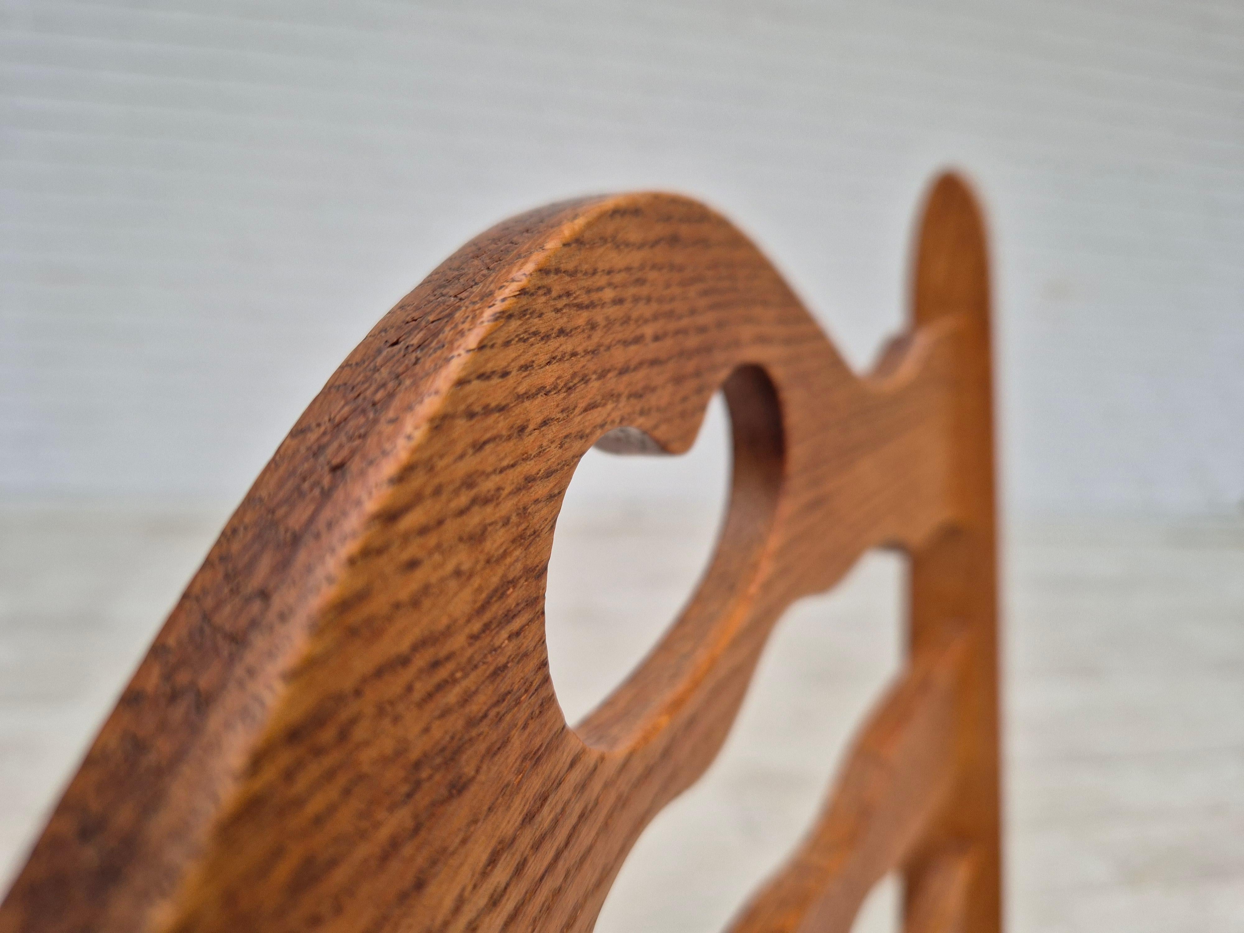 1970s, set of 6 Danish dining chairs, original condition, oak wood, wool. For Sale 8