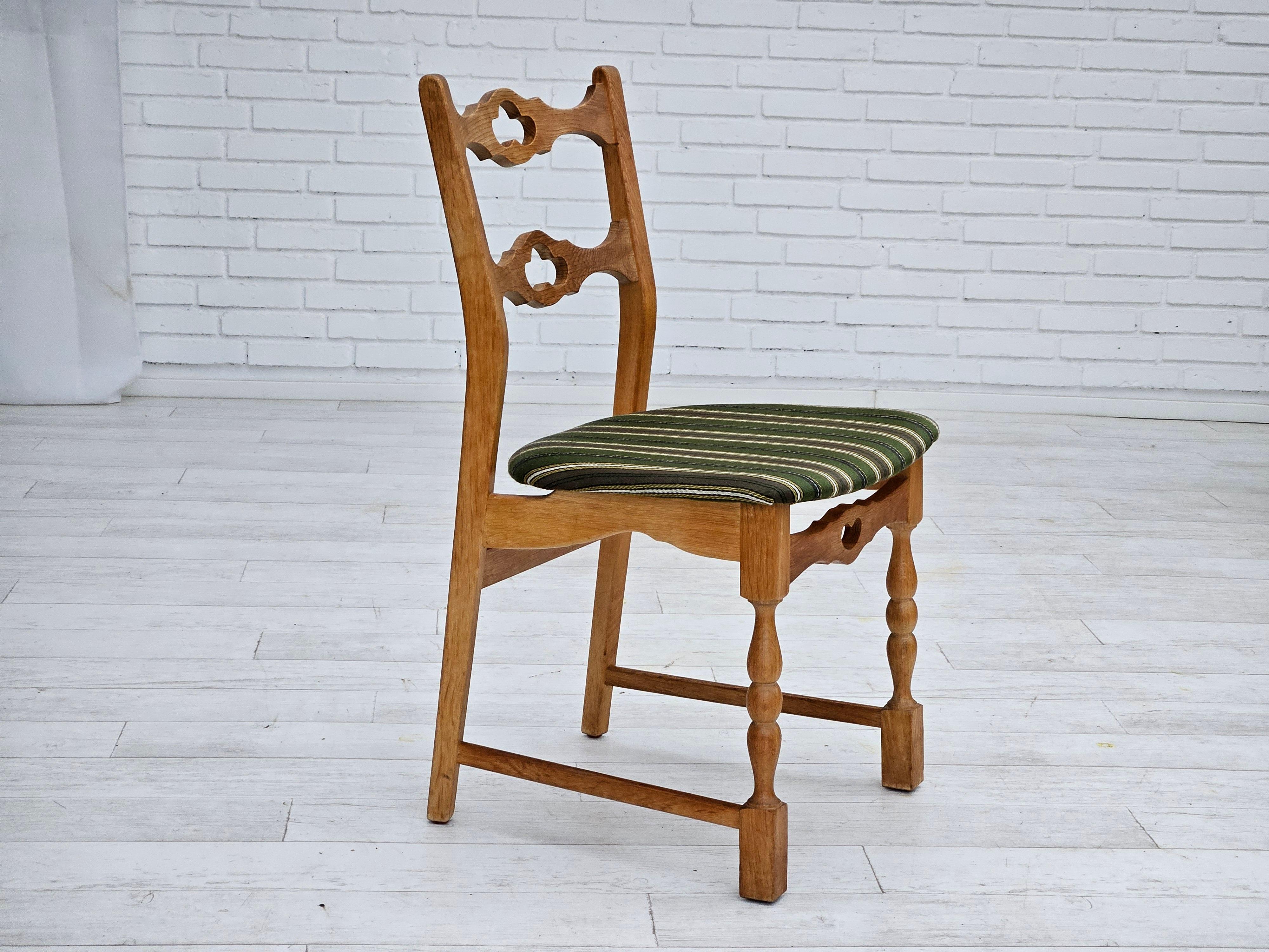 Late 20th Century 1970s, set of 6 Danish dinning chairs, original very good condition, oak wood.