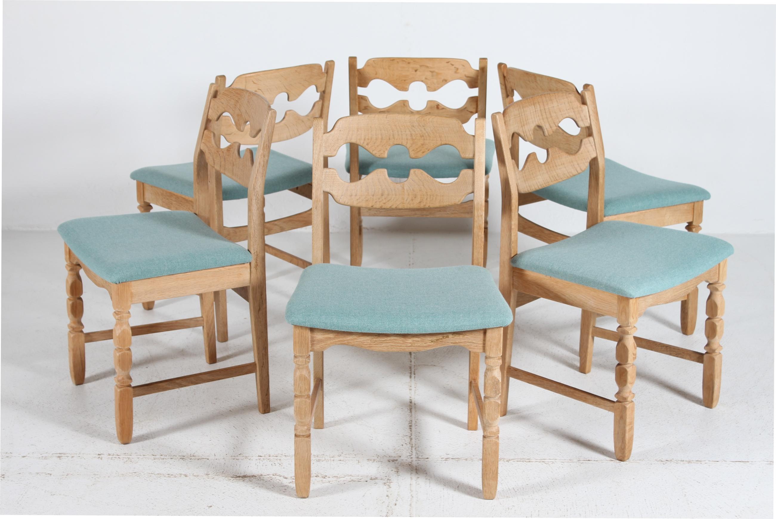 1970er Set von 6 dänischen Henning Kjærnulf Razor Blade Stühlen aus massiver Oak im Zustand „Gut“ im Angebot in Silkeborg, Silkeborg