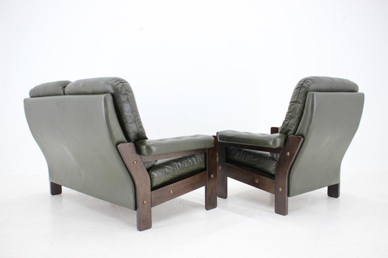 1970s Set of Dark Green Leather 2-Seater Sofa and Armchair, Denmark In Good Condition In Praha, CZ