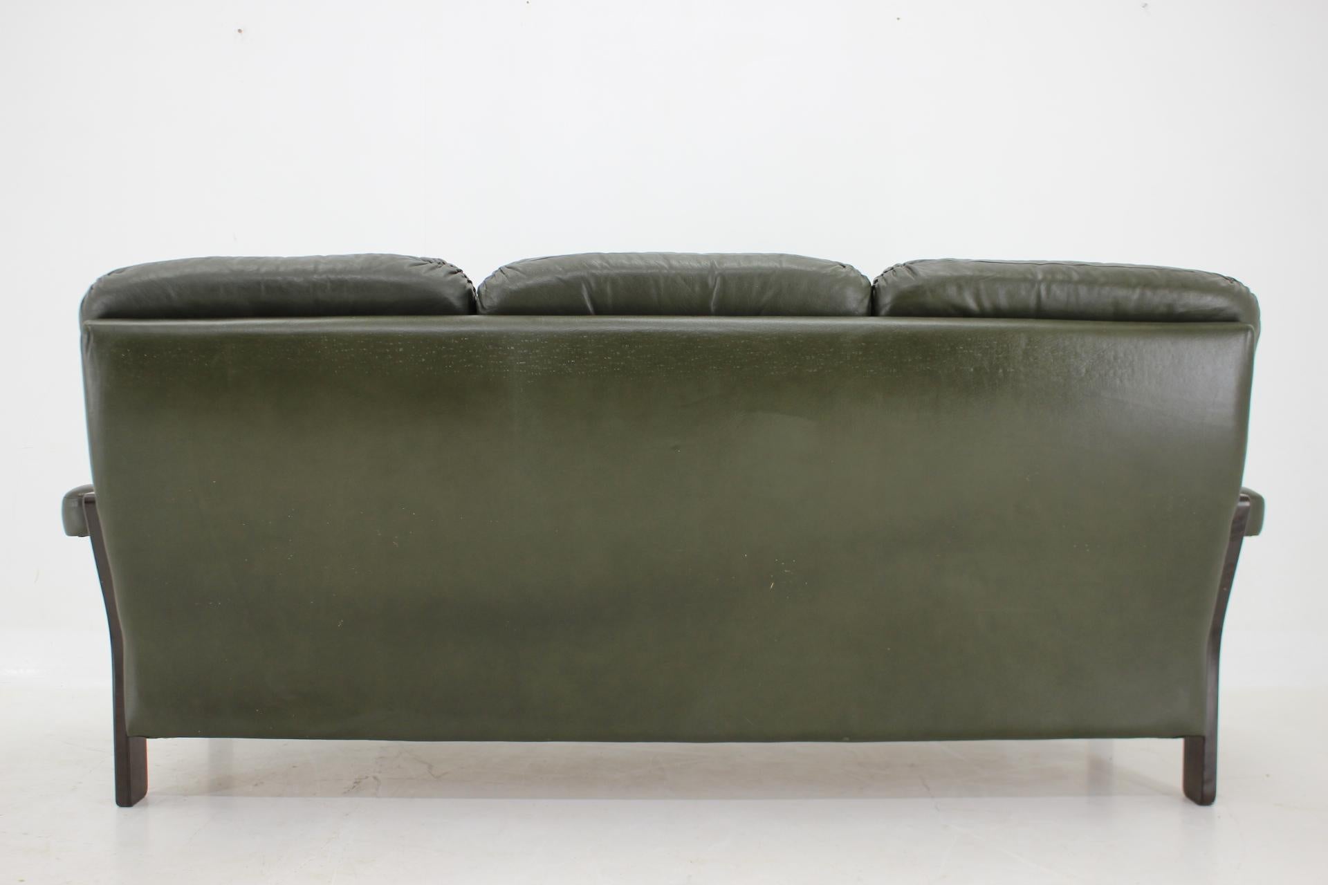 Late 20th Century 1970s Set of Dark Green Leather 3-Seater Sofa, Denmark