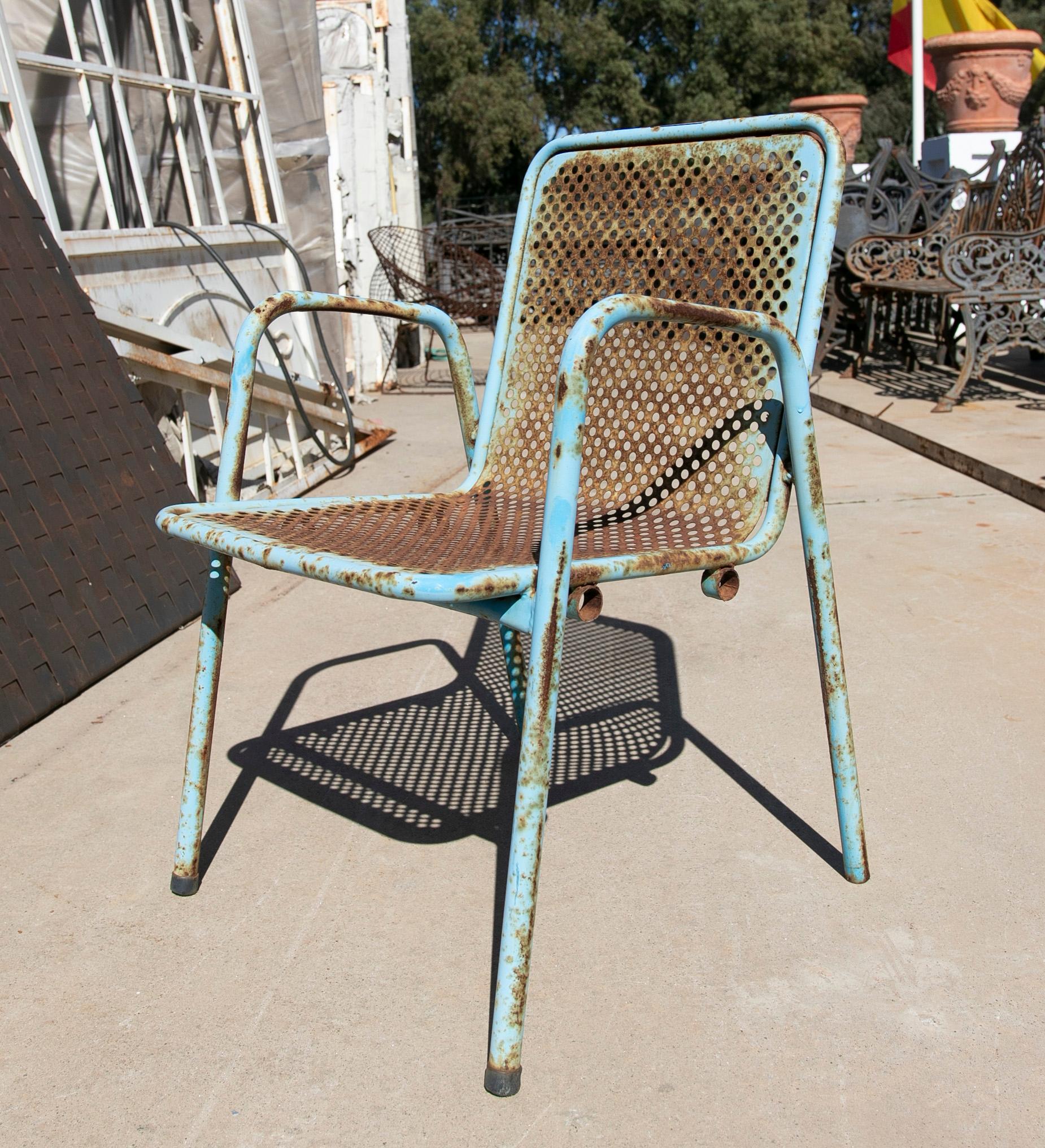 20th Century 1970s Set of Eight Blue Painted Iron Garden Chairs For Sale