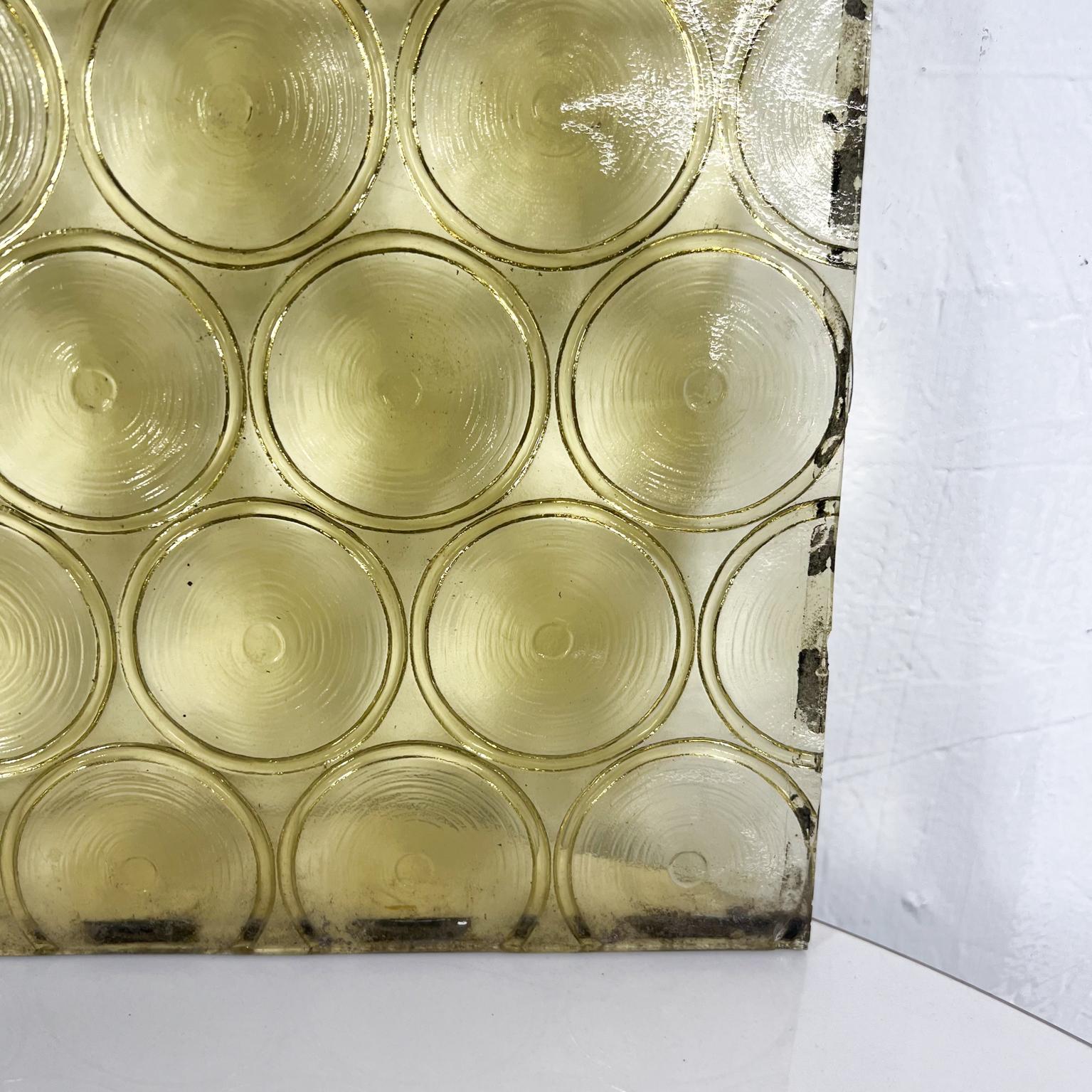 Ensemble de cinq panneaux de verre ambrés vintage des années 1970 - Art optique moderne Bon état - En vente à Chula Vista, CA