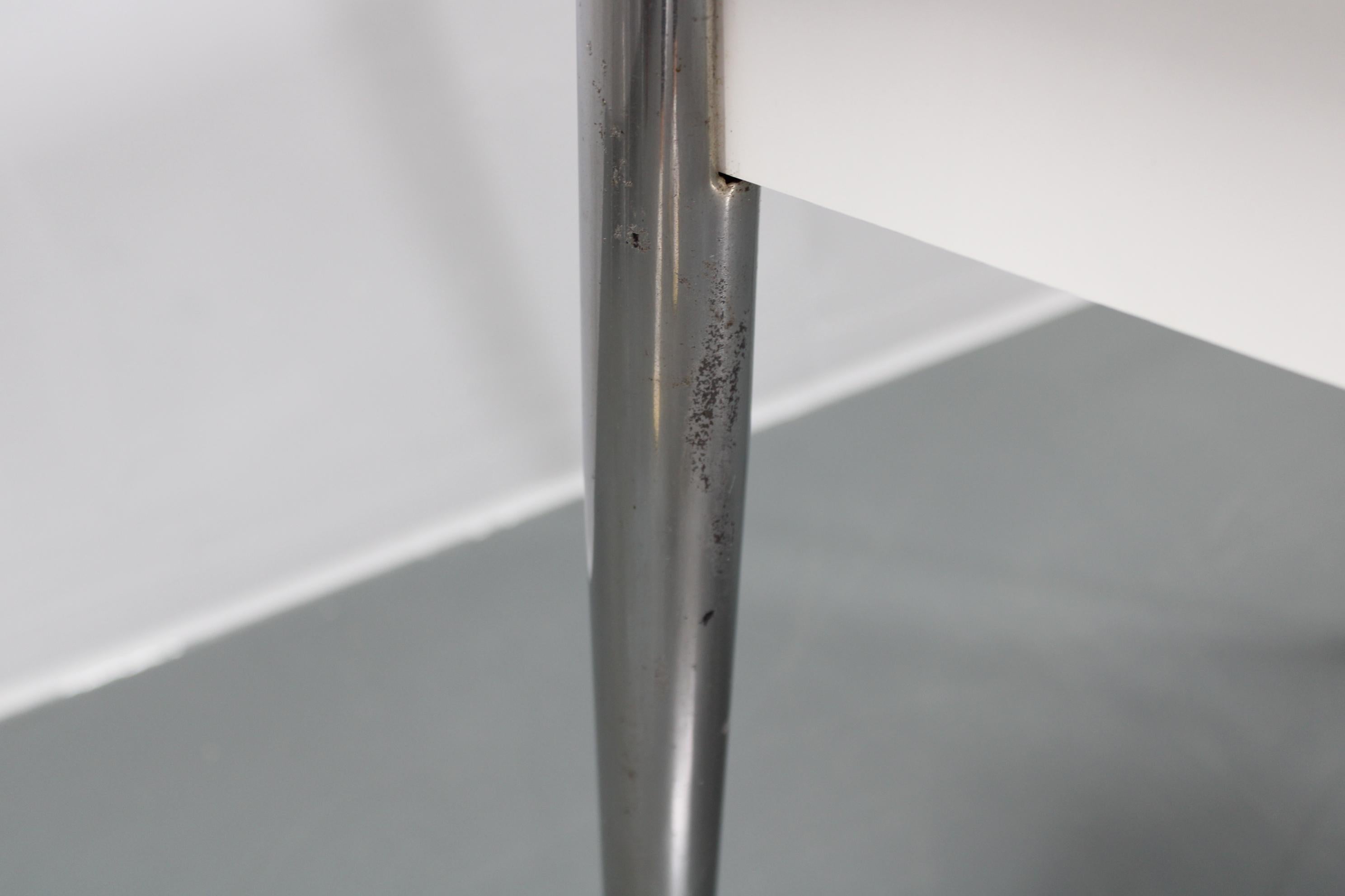 Chrome 1970 Ensemble de quatre chaises et table de salle à manger, Italie en vente