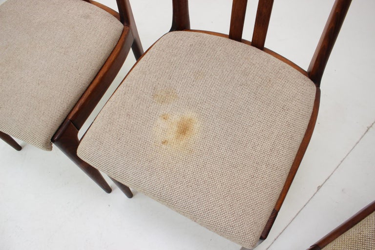 1970s Set of Four Dining Chairs by Drevotvar, Czechoslovakia In Good Condition For Sale In Praha, CZ
