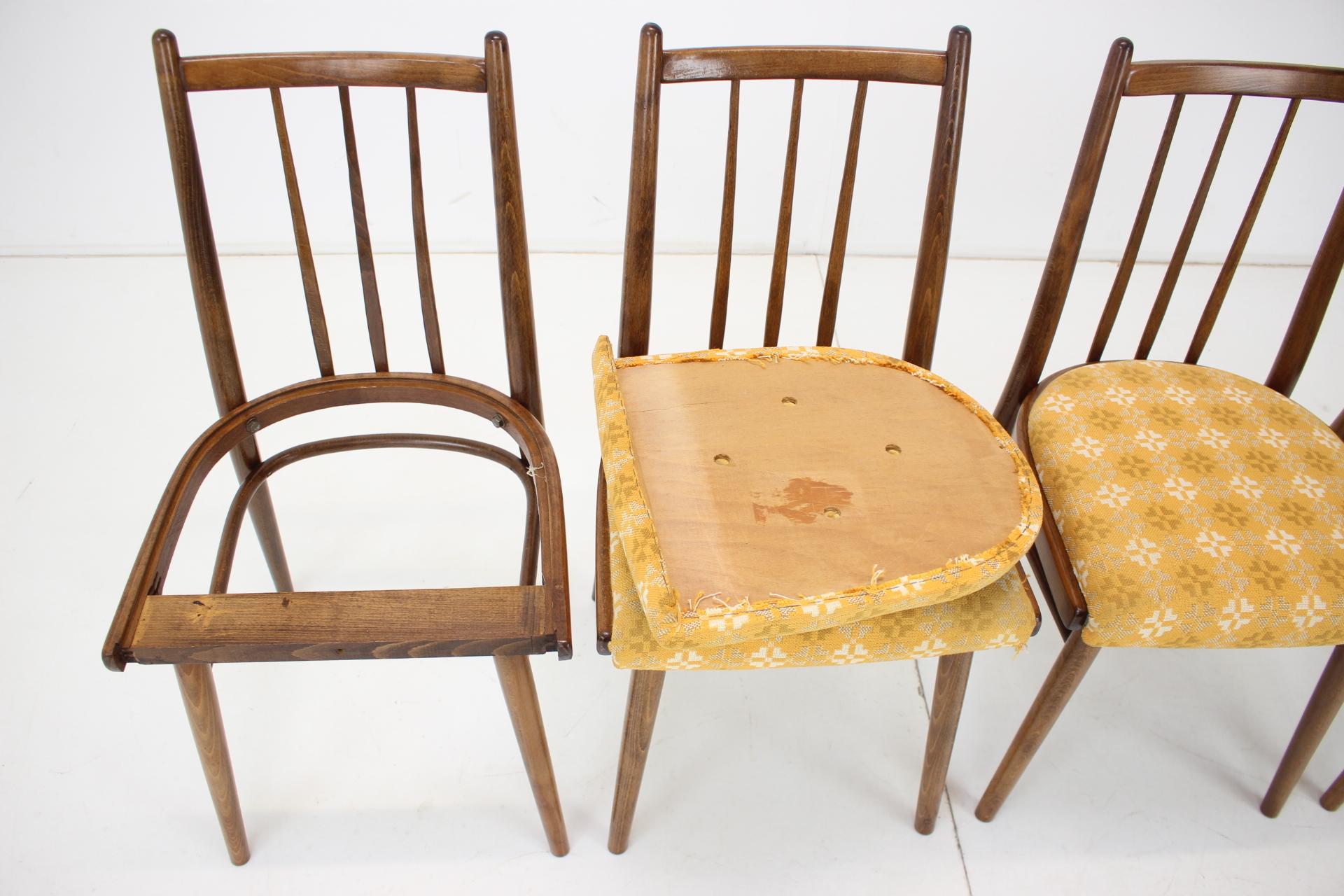 Ensemble de quatre chaises à manger des années 1970 par Jitona, Tchécoslovaquie en vente 4