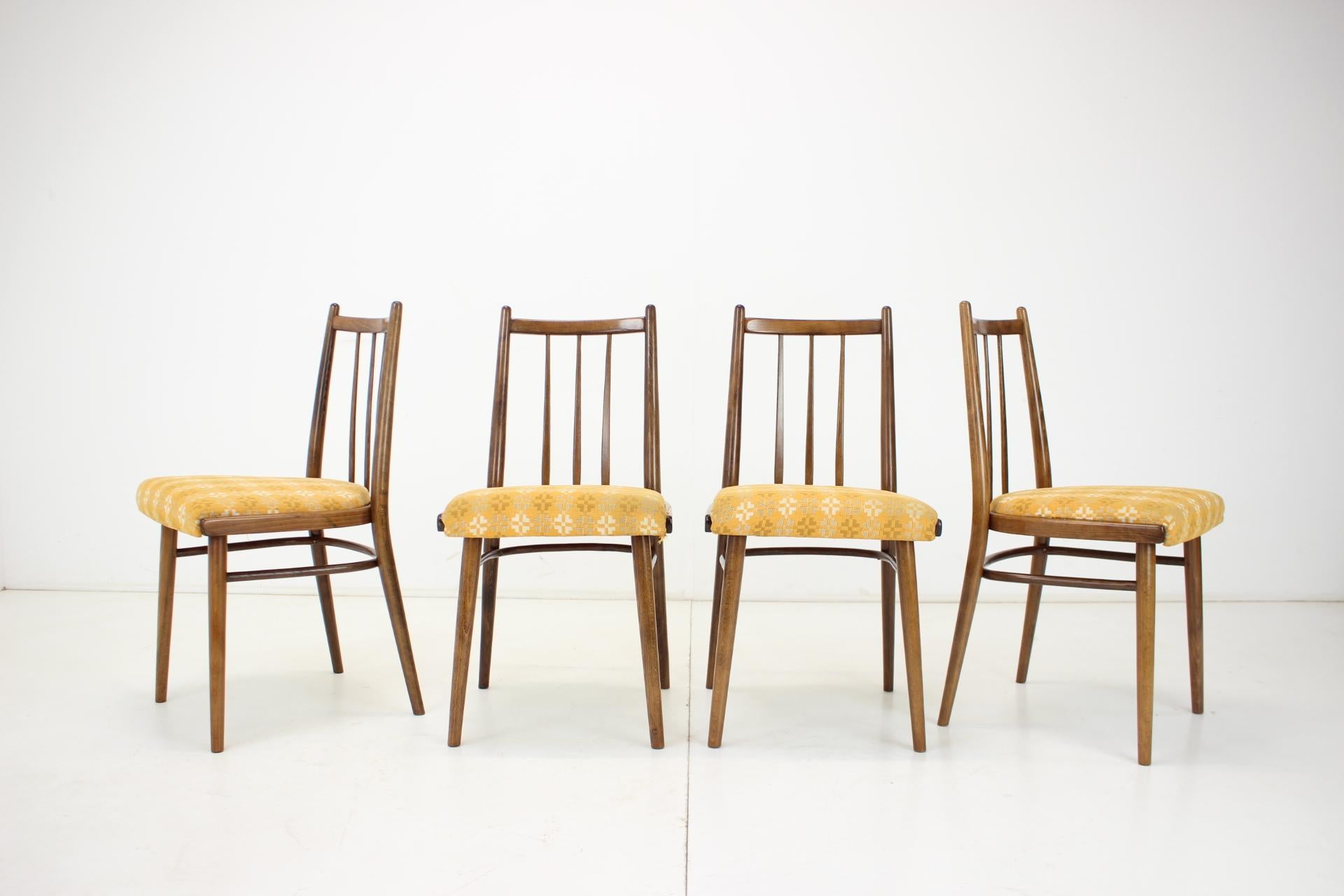 1970s Set of Four Dining Chairs by Jitona, Czechoslovakia In Good Condition For Sale In Praha, CZ