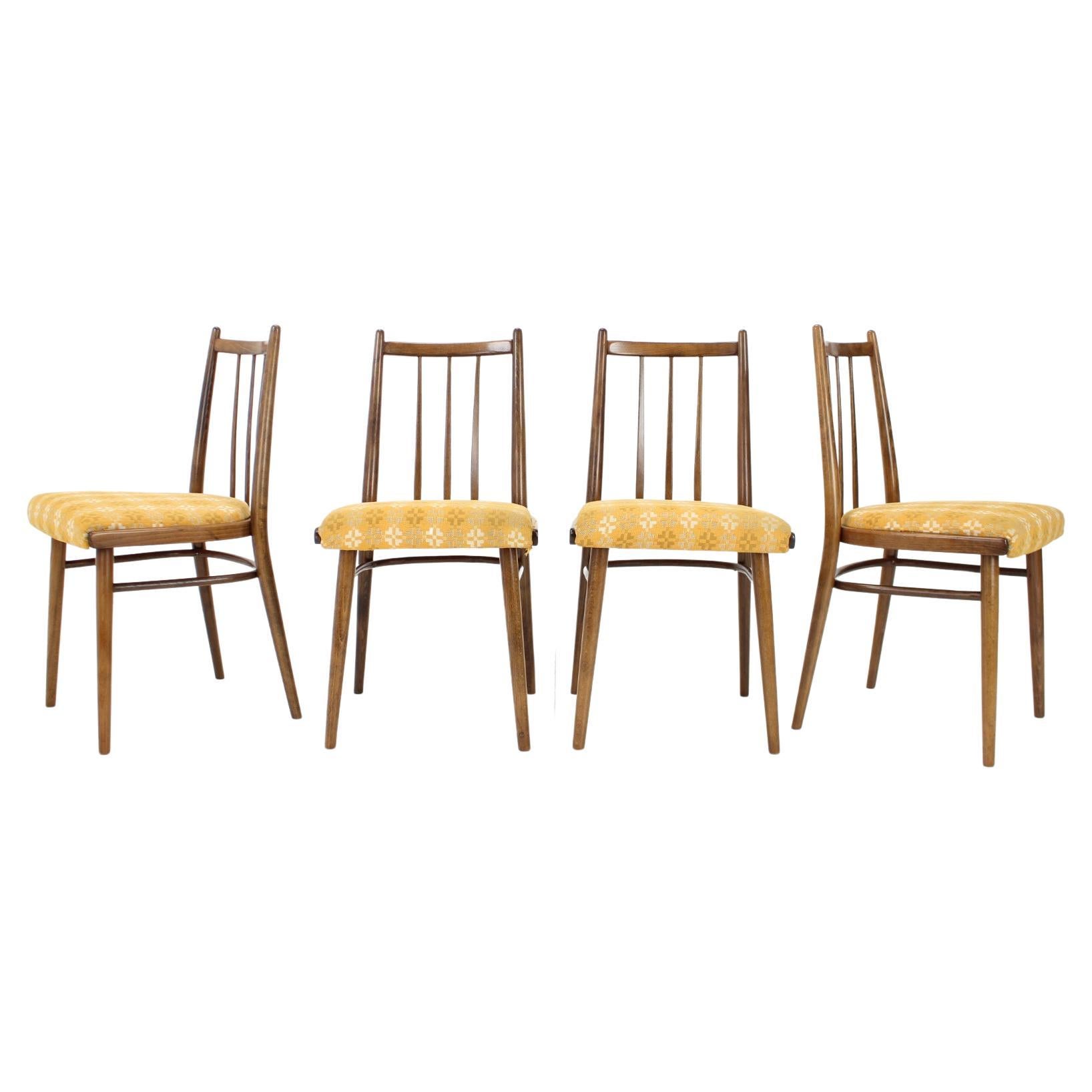 Ensemble de quatre chaises à manger des années 1970 par Jitona, Tchécoslovaquie