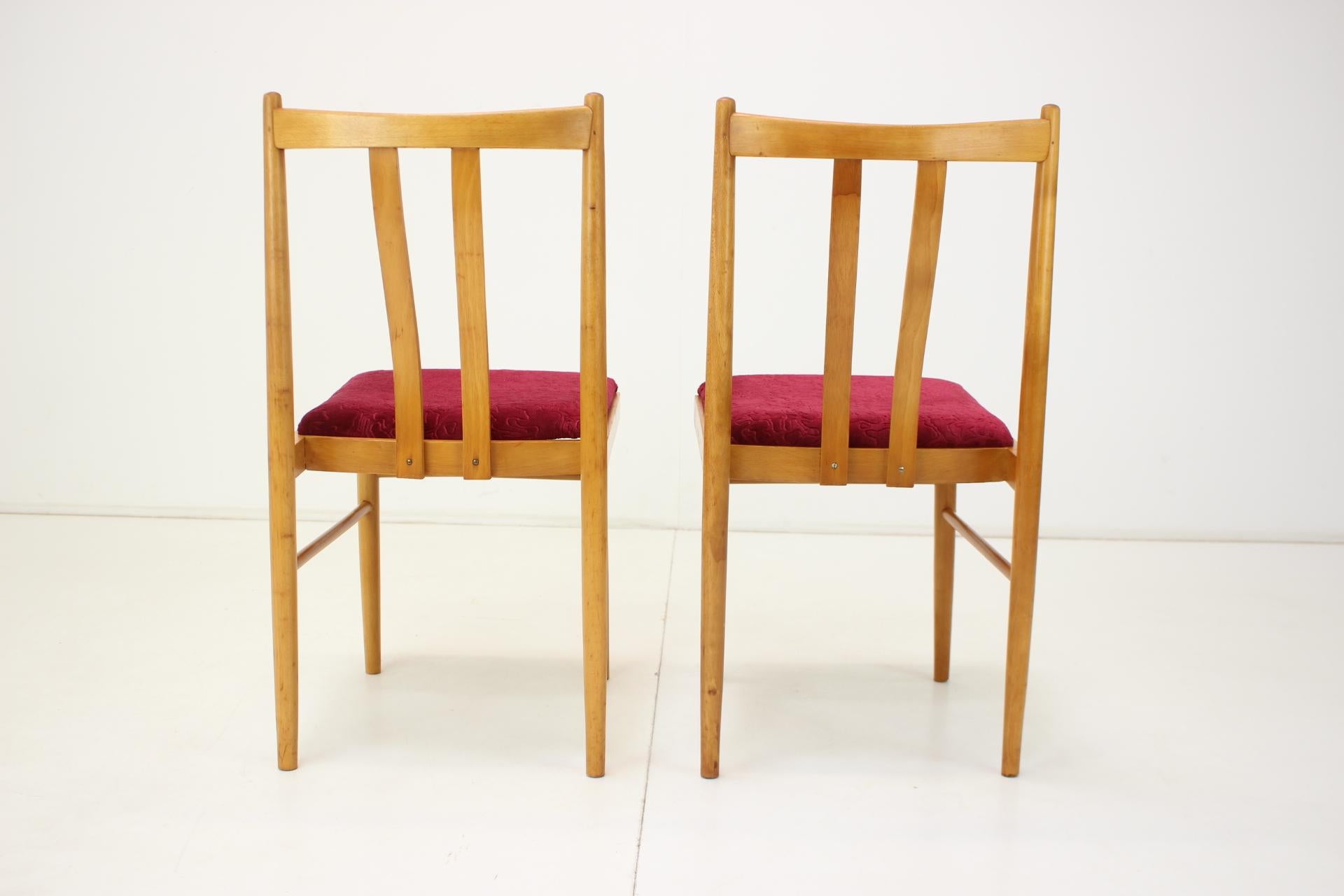 Fin du 20e siècle Ensemble de quatre chaises de salle à manger des années 1970, Tchécoslovaquie en vente