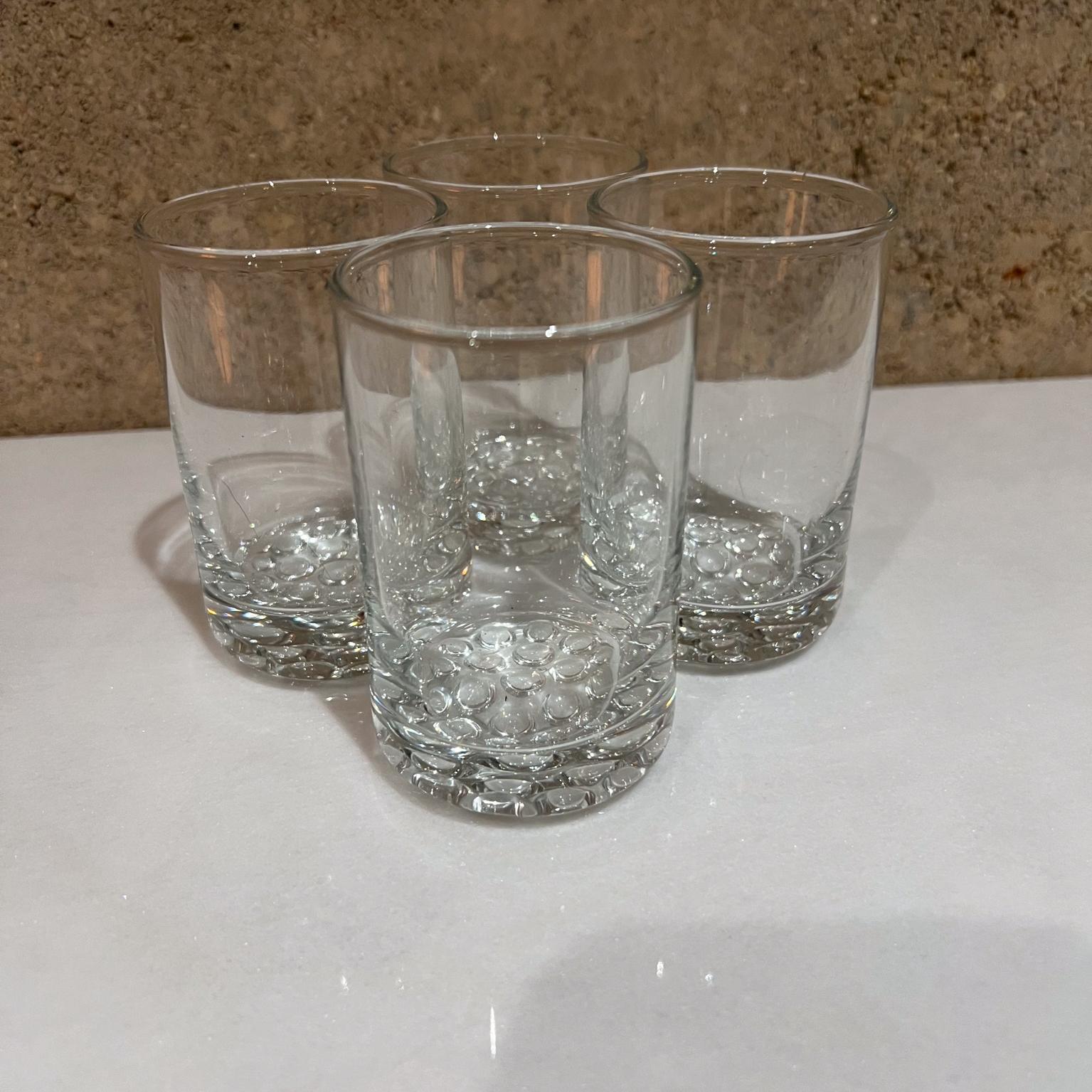 1970s Set of Four Drink Glasses Juice or Whiskey Barware In Good Condition For Sale In Chula Vista, CA