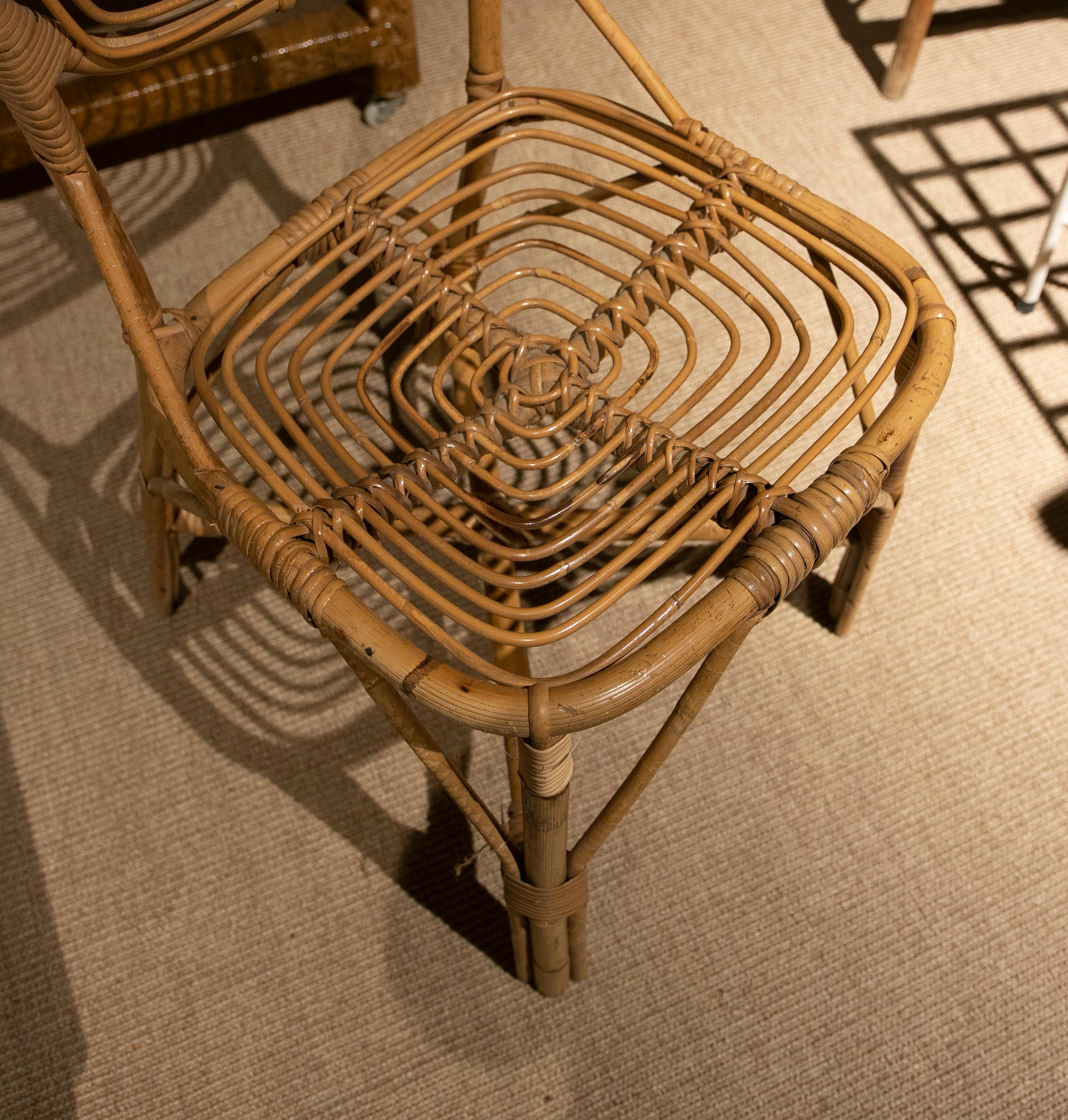 1970er Satz von vier handgefertigten spanischen Bambus-Stühlen im Angebot 3