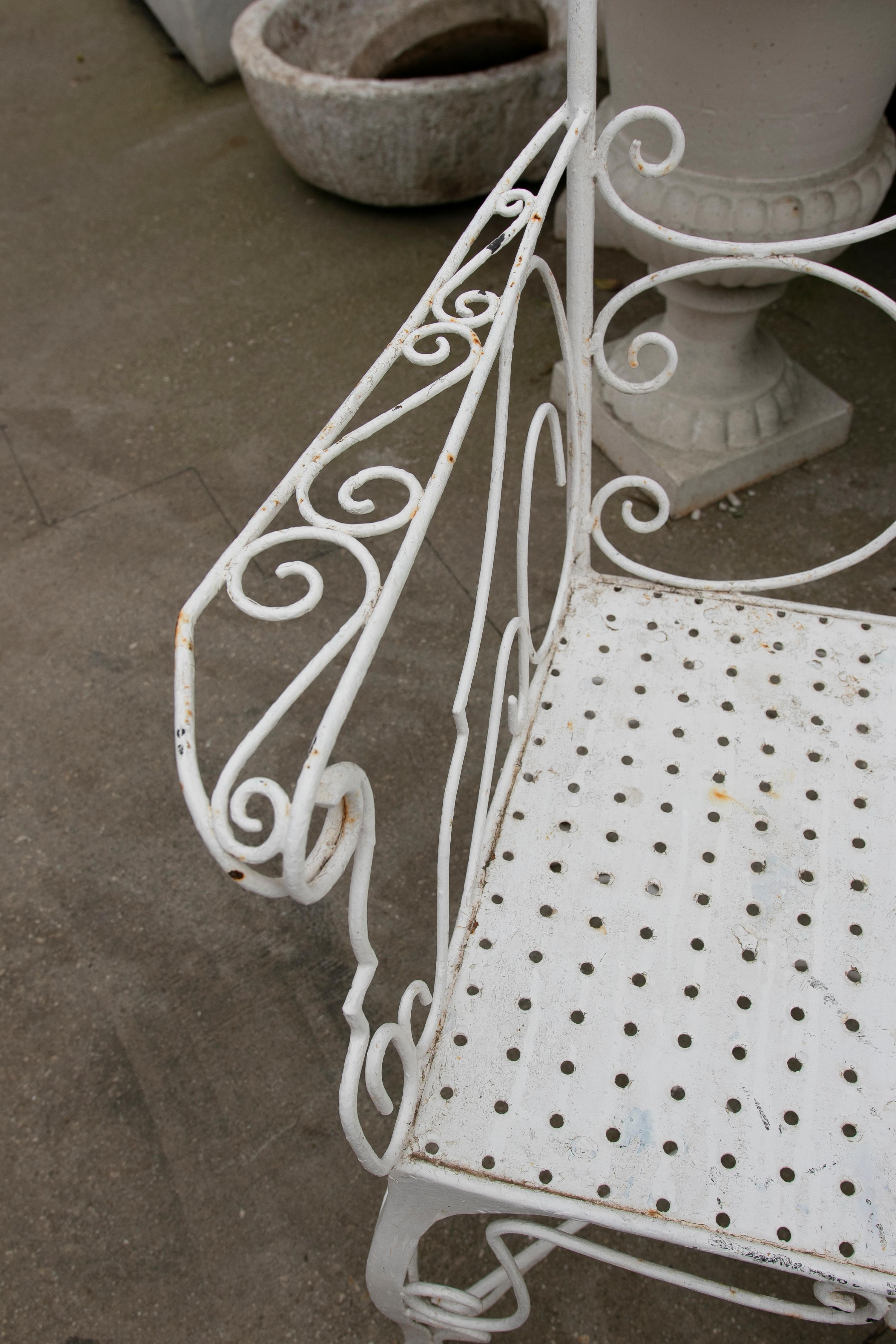 1970s Set of Four Iron Chairs Painted in White For Sale 7