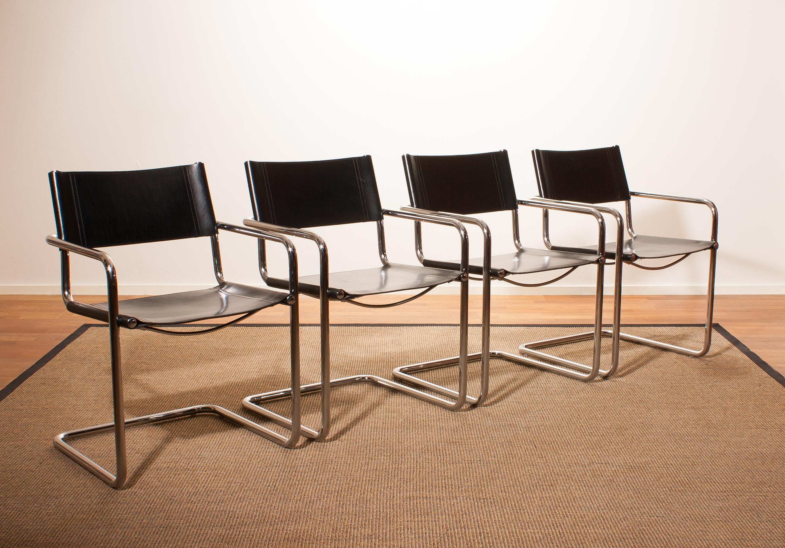 1970s, Set of Four MG5 Black Leather Dining / Office Chairs by Matteo Grassi In Good Condition In Silvolde, Gelderland