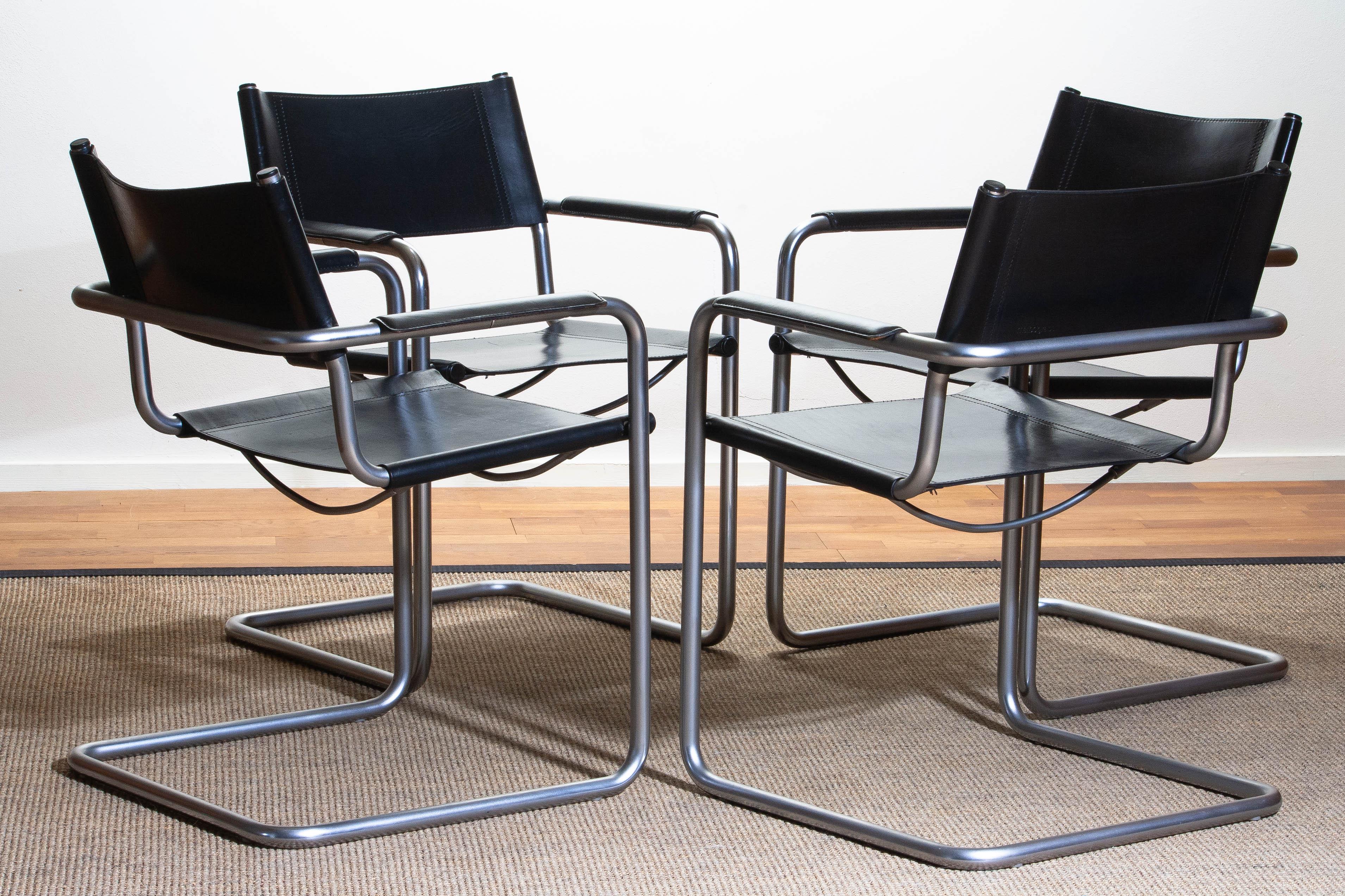 1970s, Set of Four Mg5 Black Leather Dining or Office Chairs by Matteo Grassi 6