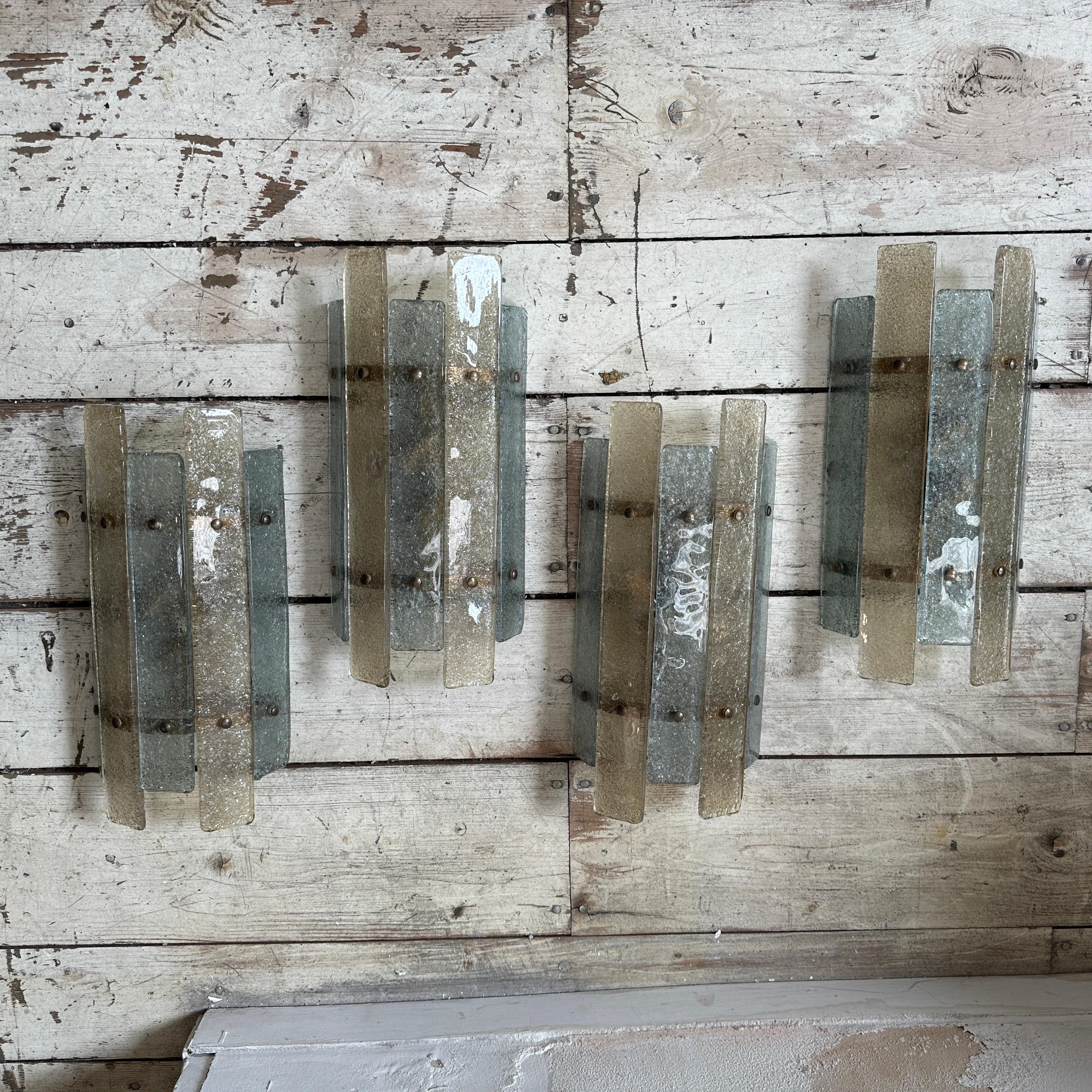1970s Set of Four Mid-Century Modern Murano Glass Wall Sconces by Mazzega For Sale 2