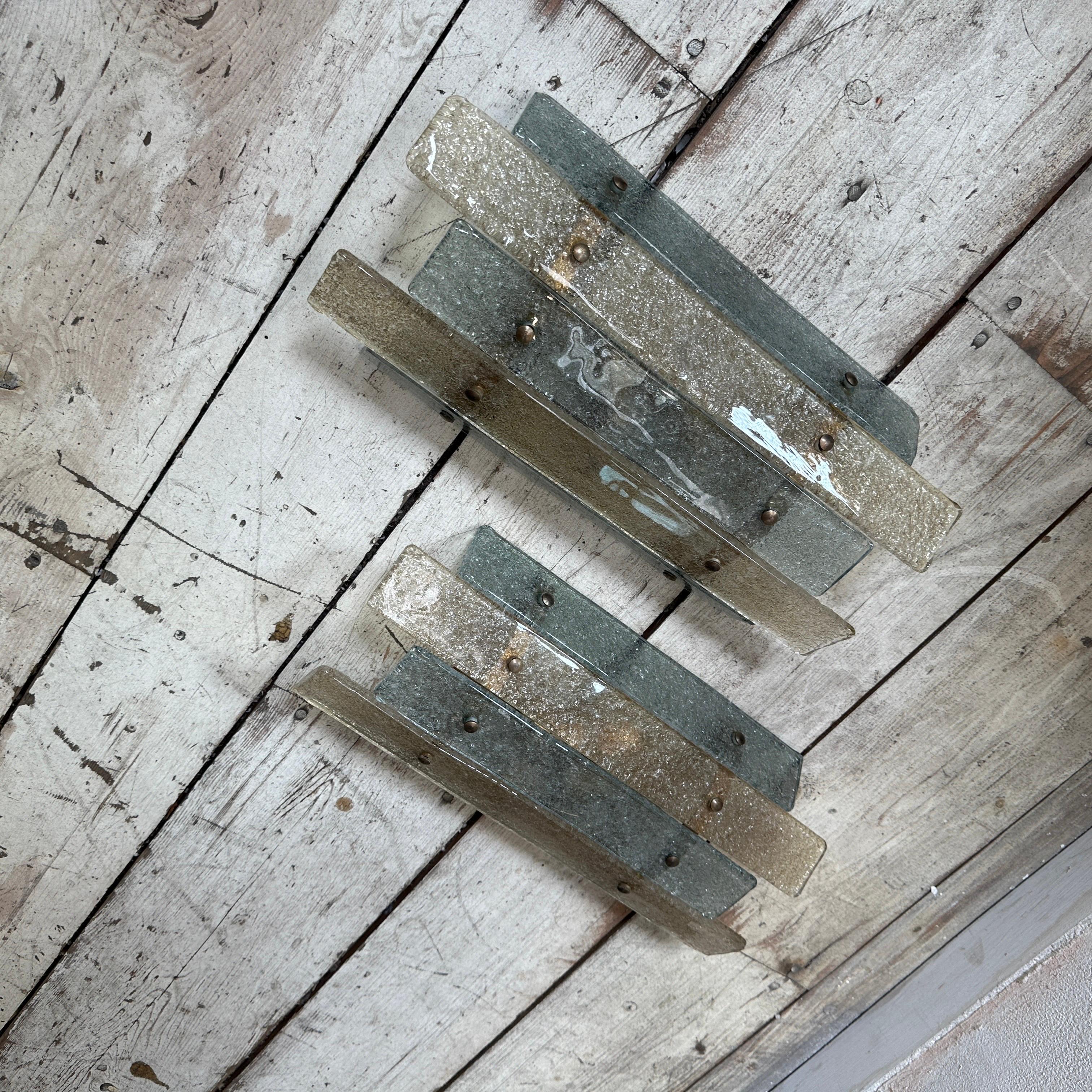 1970s Set of Four Mid-Century Modern Murano Glass Wall Sconces by Mazzega For Sale 4