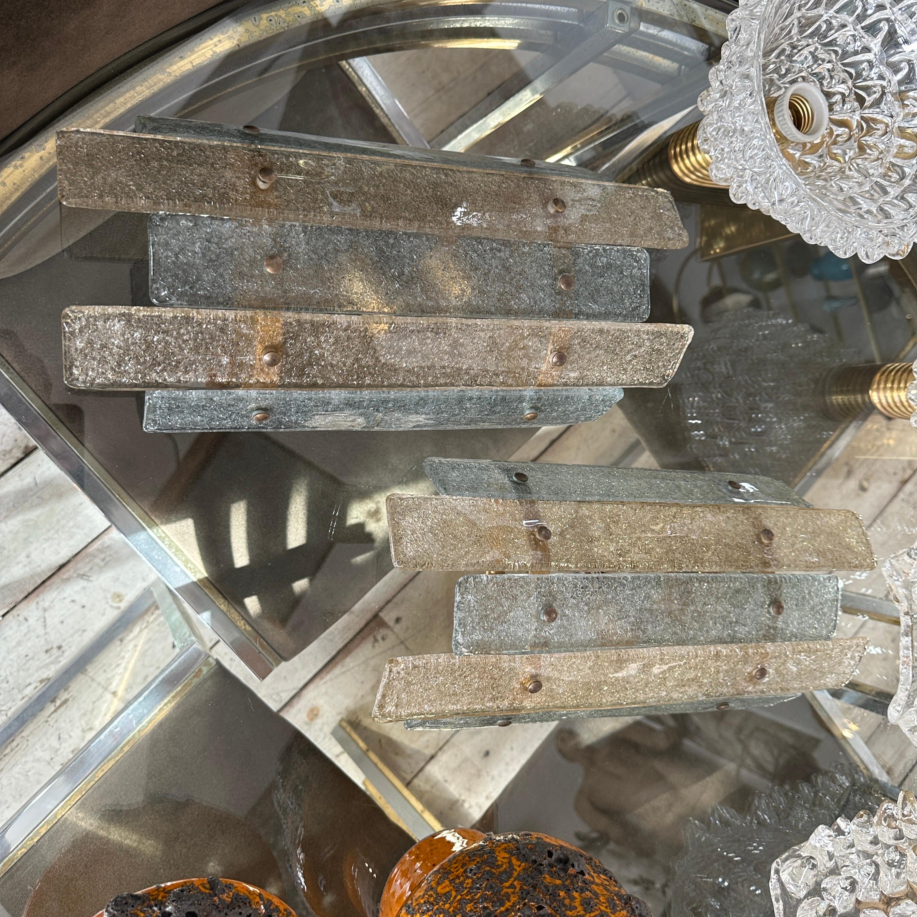 1970s Set of Four Mid-Century Modern Murano Glass Wall Sconces by Mazzega In Good Condition For Sale In Aci Castello, IT
