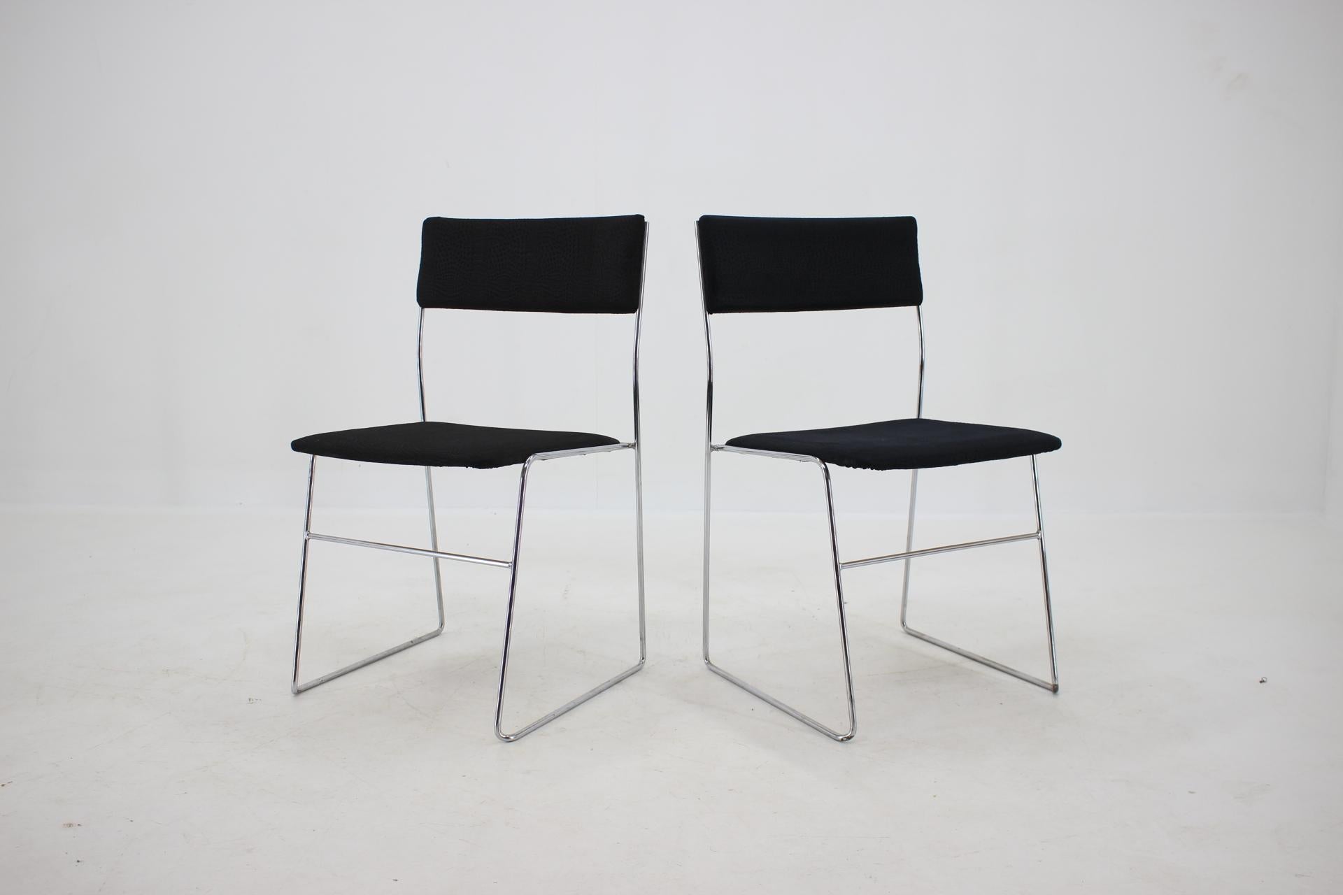 Polychromed 1970s Set of Four Minimalist Chrome Plated Dining Chairs, Czechoslovakia For Sale