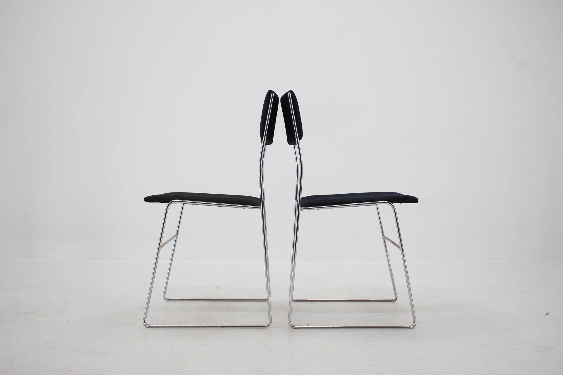 1970s Set of Four Minimalist Chrome Plated Dining Chairs, Czechoslovakia In Good Condition For Sale In Praha, CZ