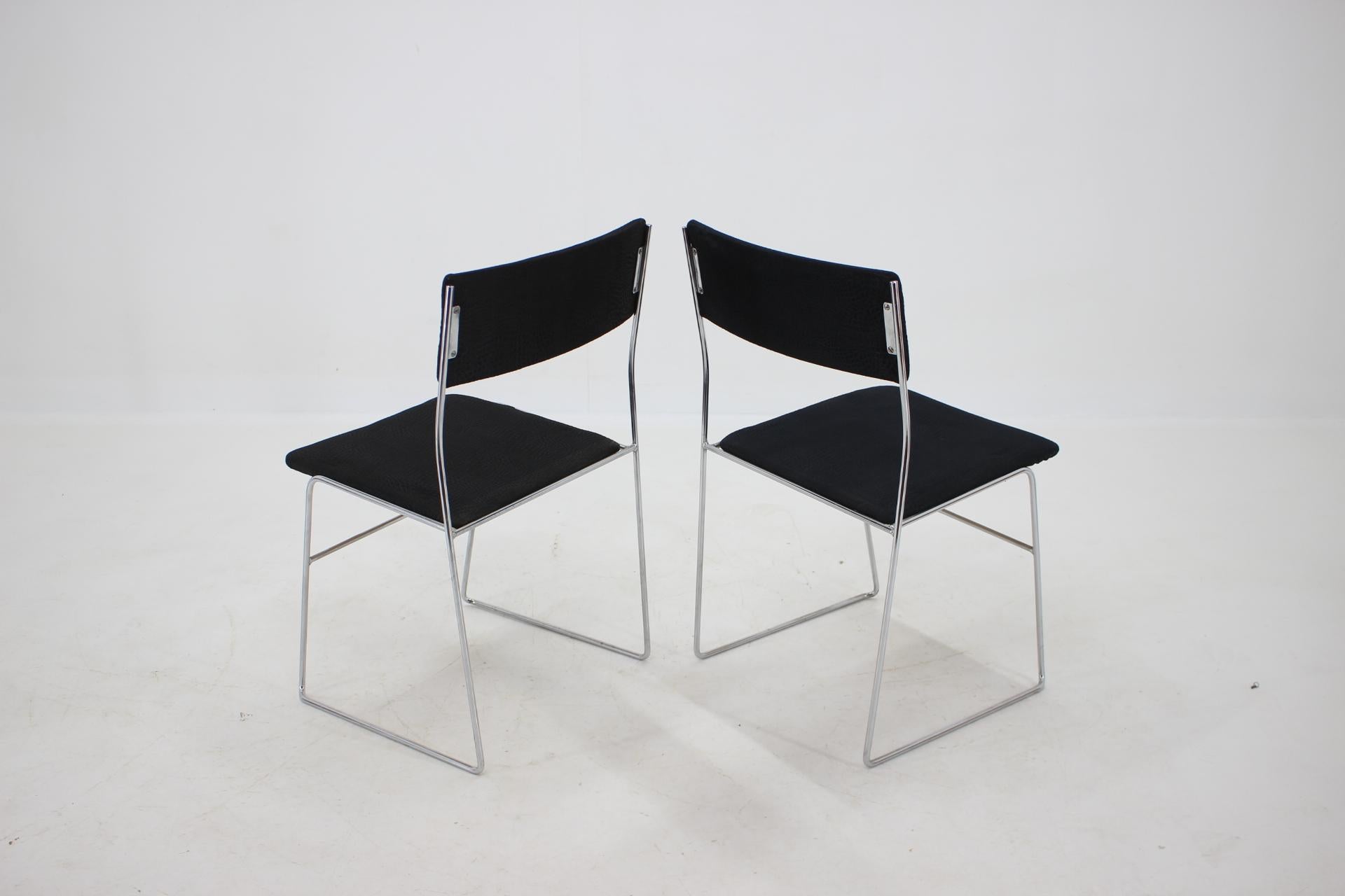 Late 20th Century 1970s Set of Four Minimalist Chrome Plated Dining Chairs, Czechoslovakia For Sale