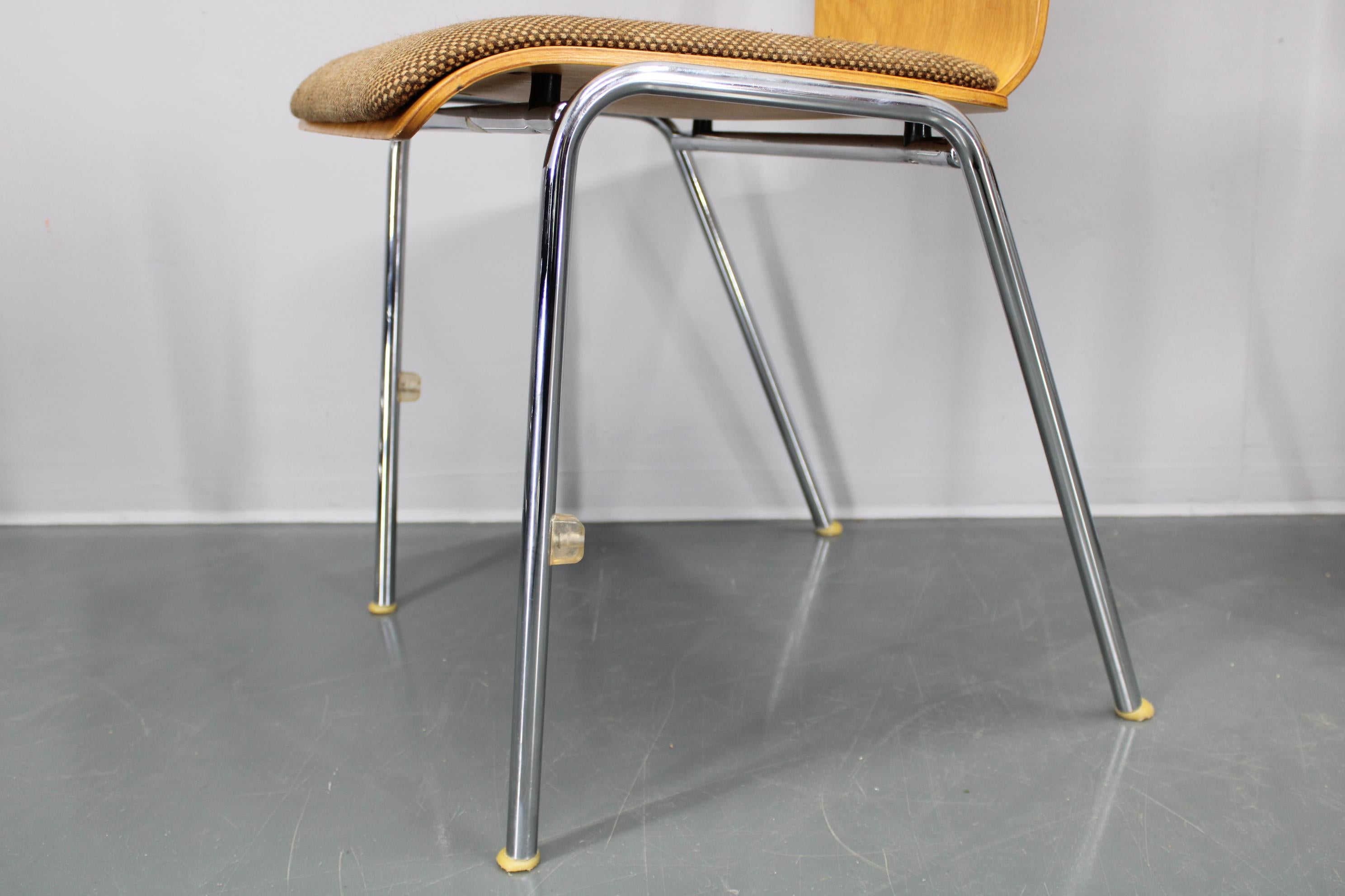 1970s Set of Four Plywood Chairs with Fabric Upholstery , Germany For Sale 4