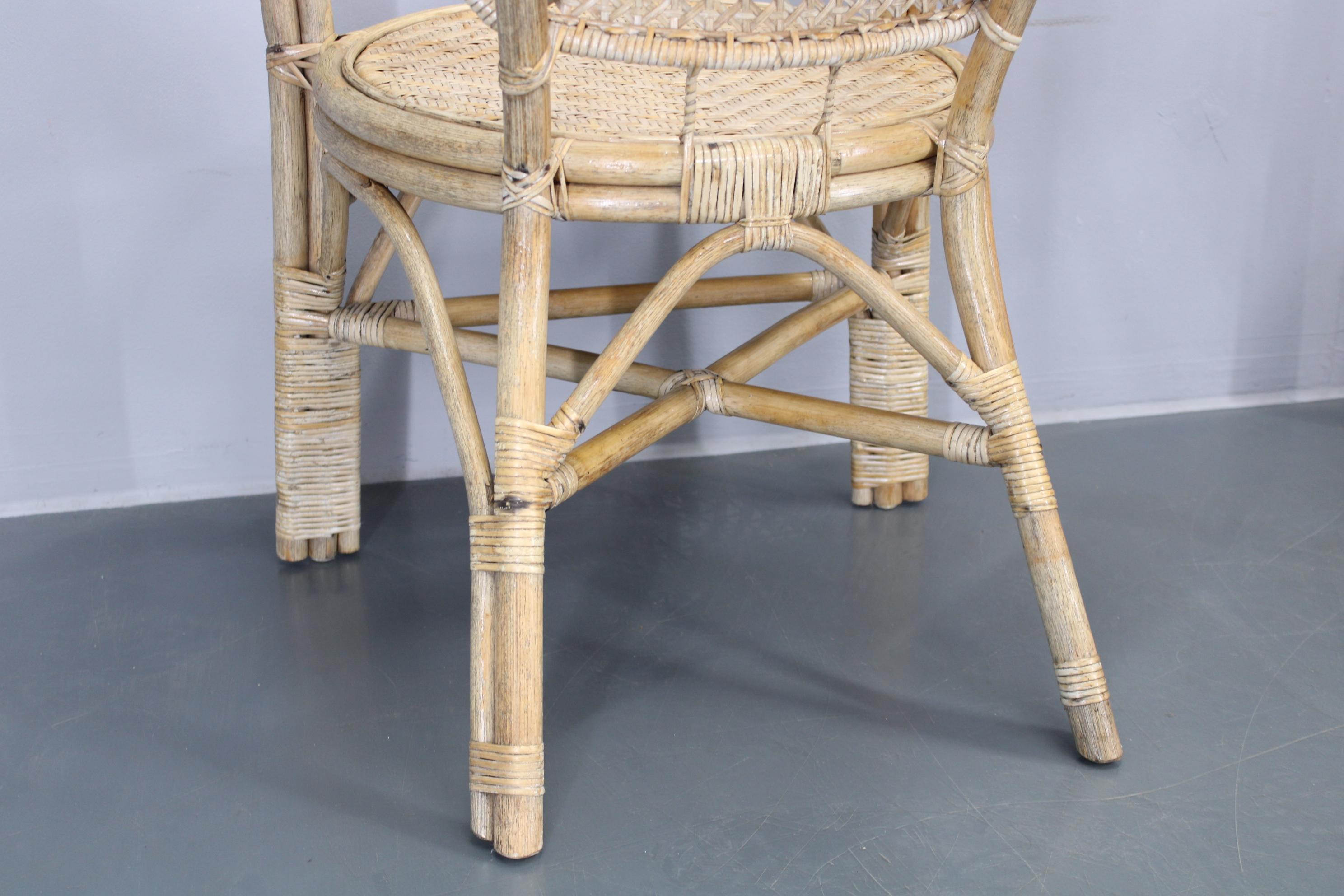 1970er Set aus vier Rattanstühlen, Italien im Angebot 14