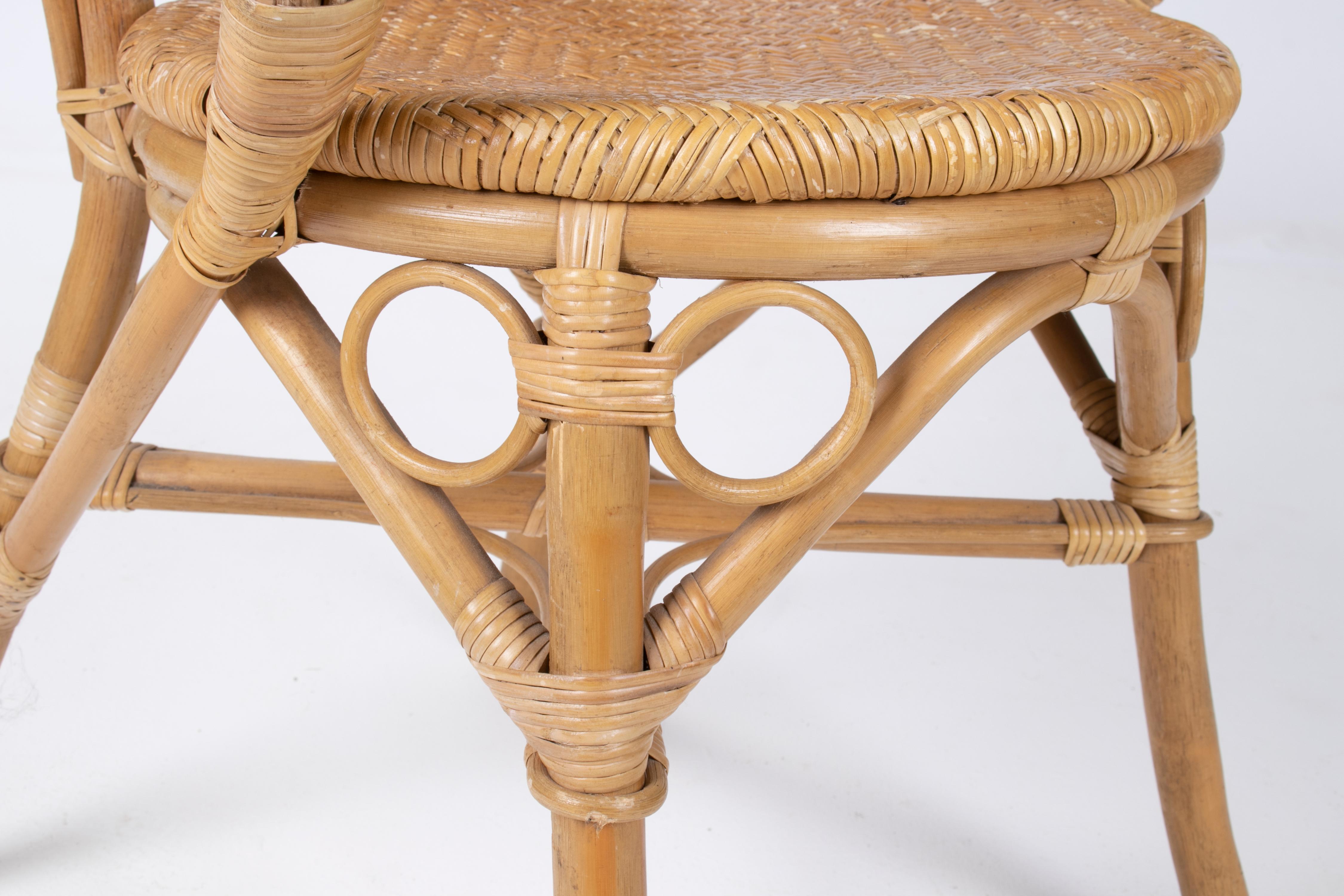 Set di quattro poltrone spagnole in vimini e bambù degli anni '70 in vendita 2
