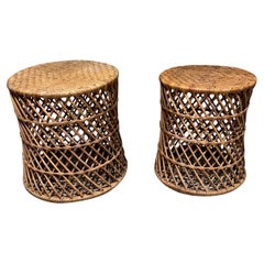 Ensemble de tables gigognes modernes en rotin des années 1970, style Franco Albini, milieu du XXe siècle