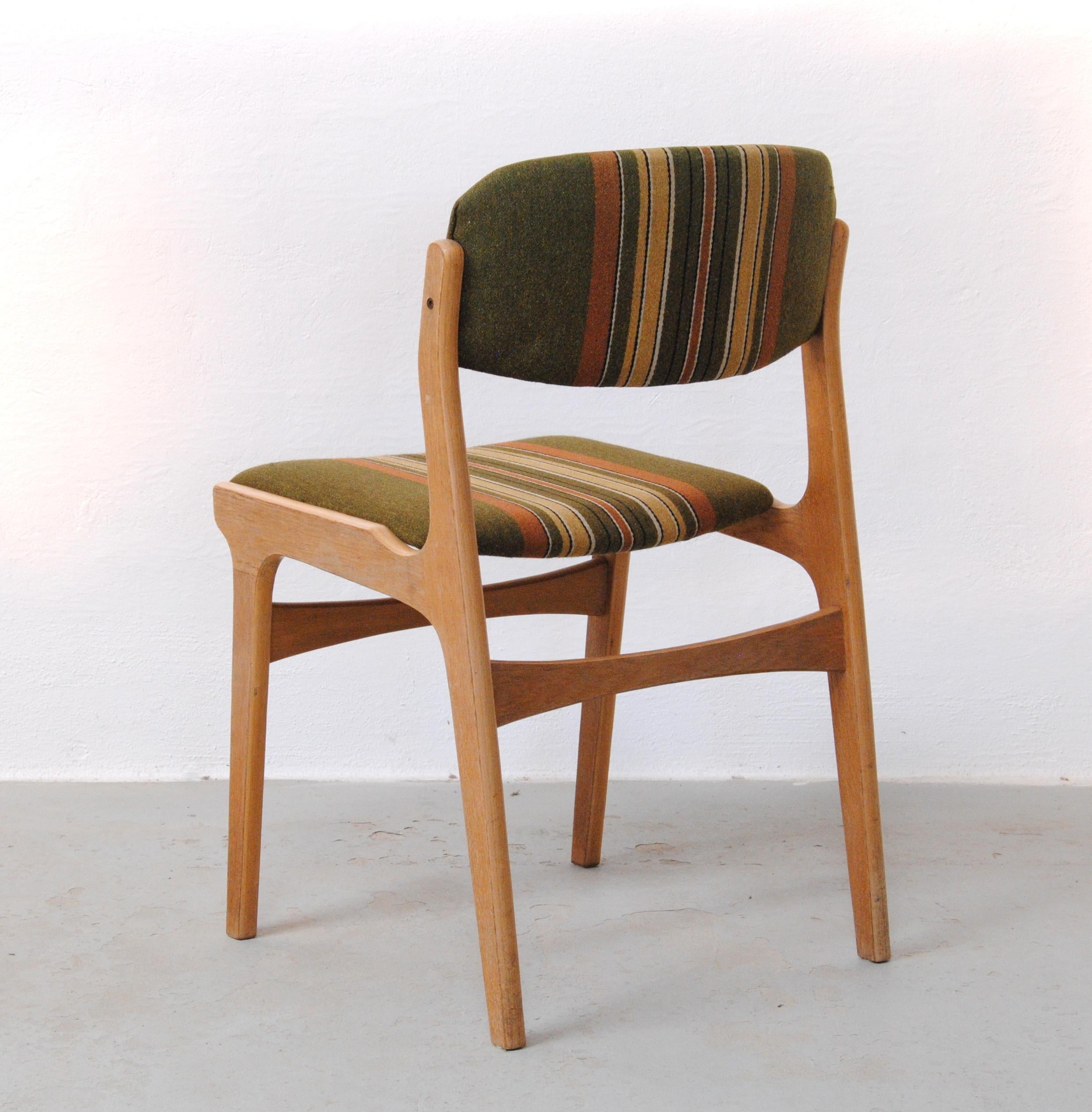 1970's Set Of Six Refinished Danish Oak Veneered Dining Chairs For Sale 1