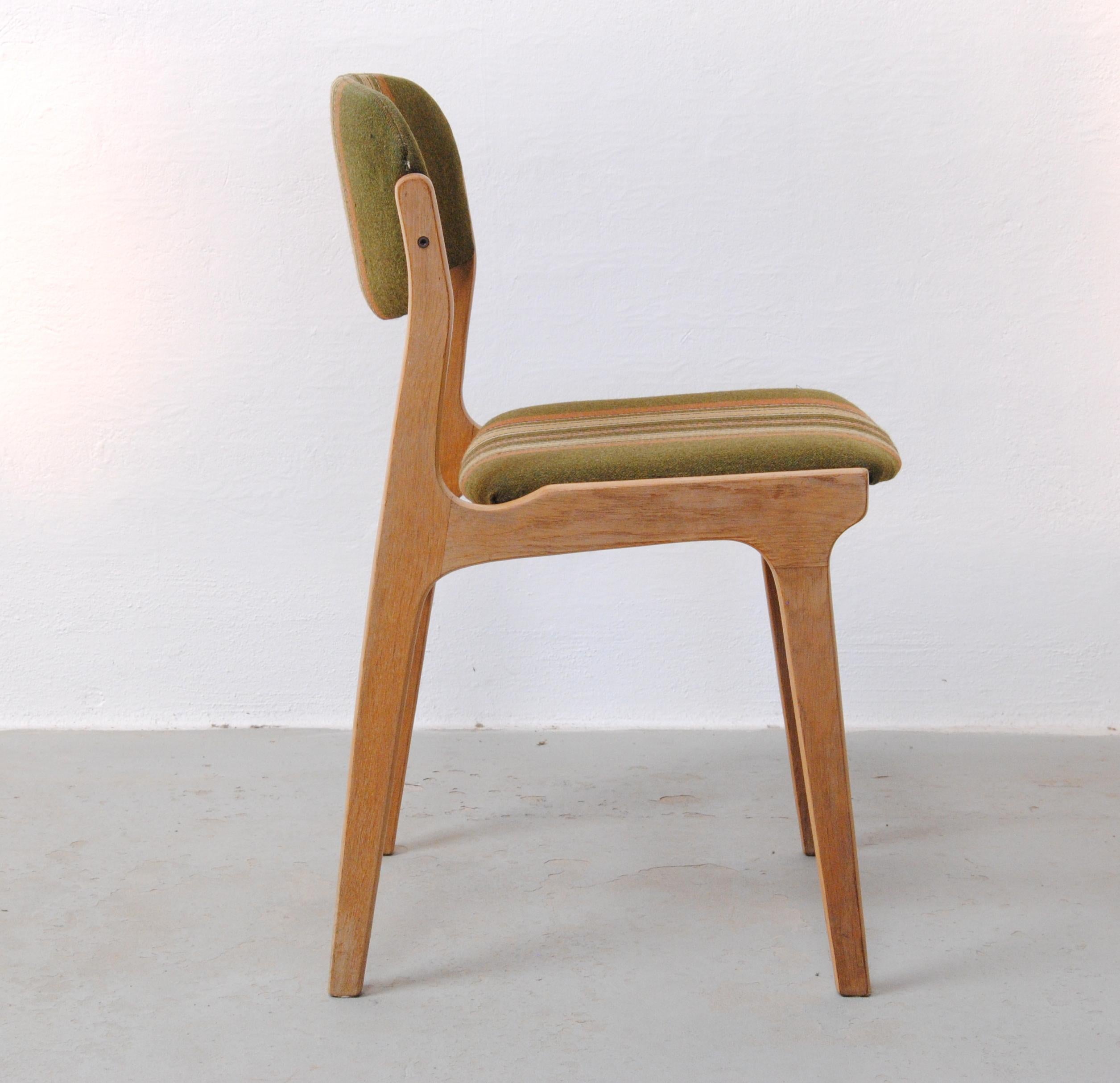 1970's Set Of Six Refinished Danish Oak Veneered Dining Chairs For Sale 4