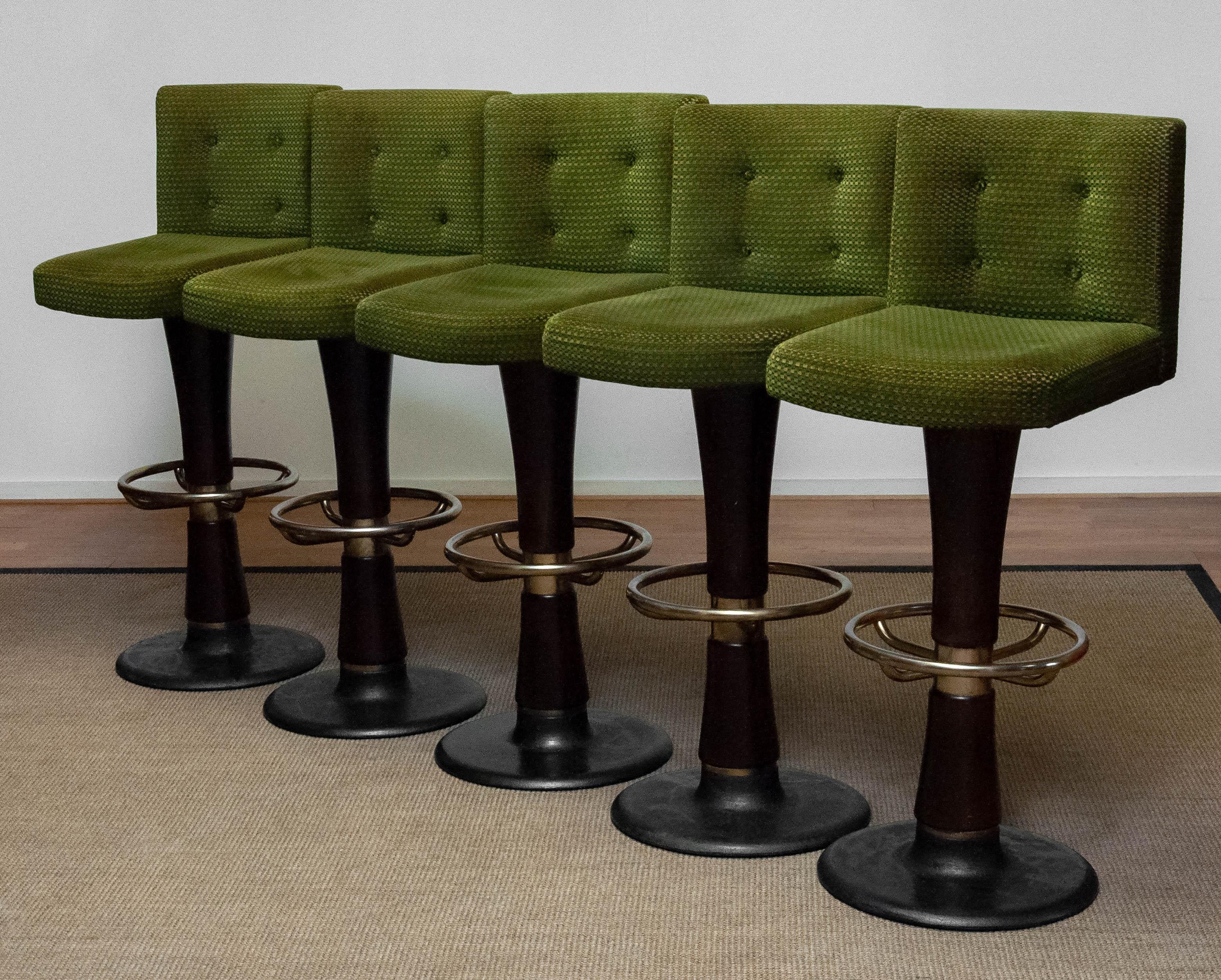 1970s Set of Six High Quality Heavy Brass and Wooden German Bar / Yacht Stools  In Good Condition In Silvolde, Gelderland