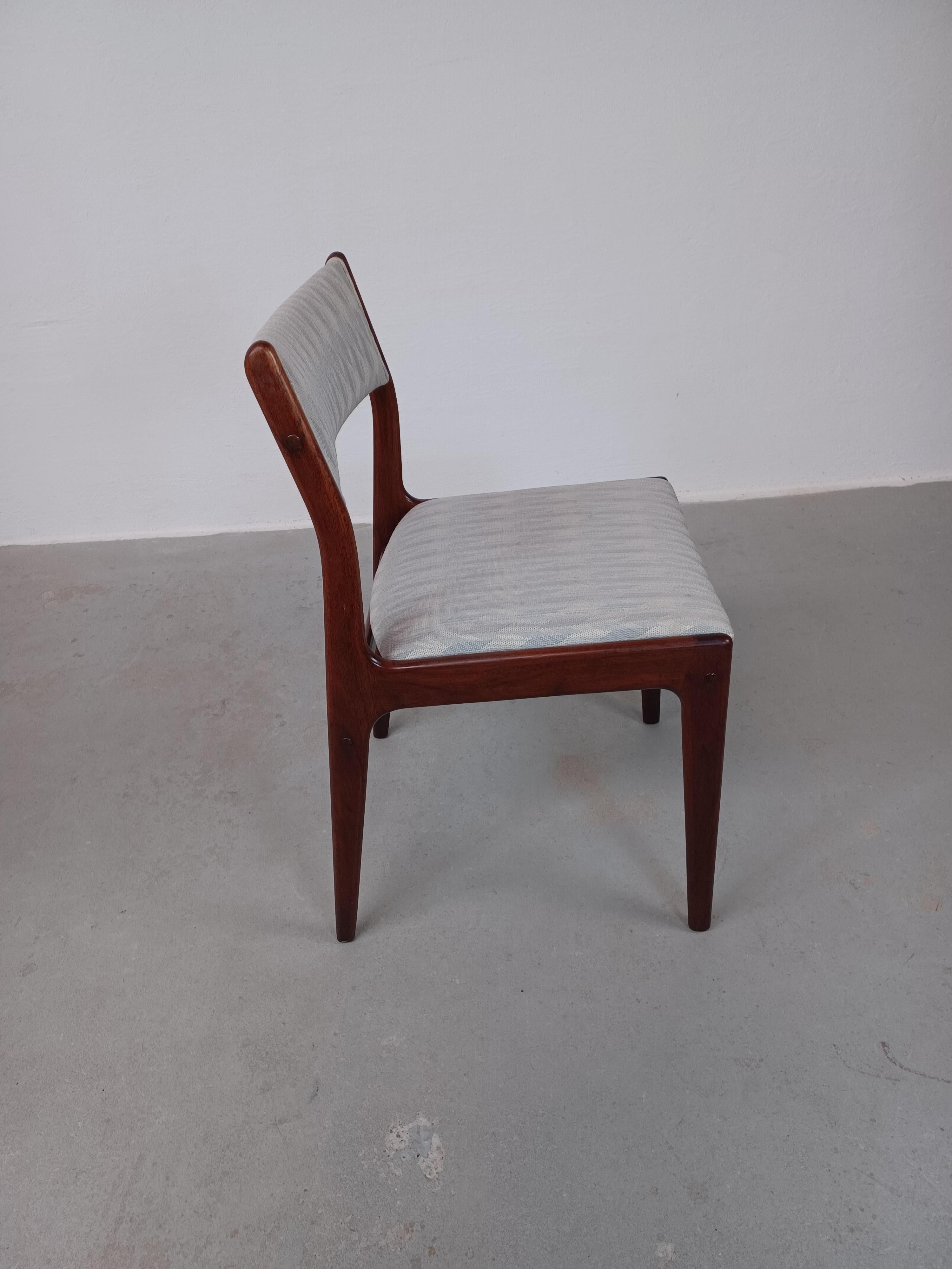 1970's Set of Six Johannes Andersen Rosewood Dining Chairs 3