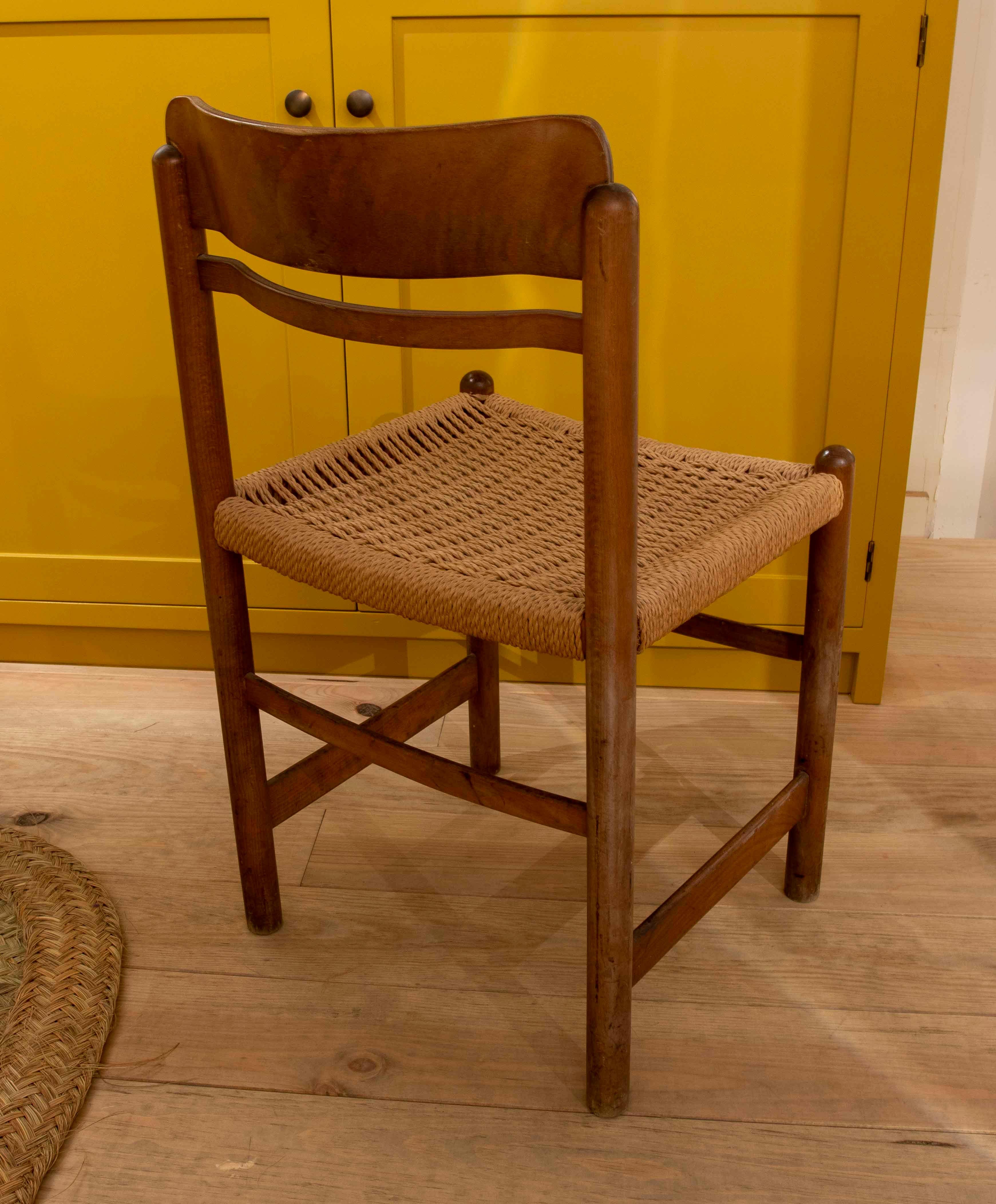 20th Century 1970s Set of Six Wooden Chairs with Rope Seats  For Sale