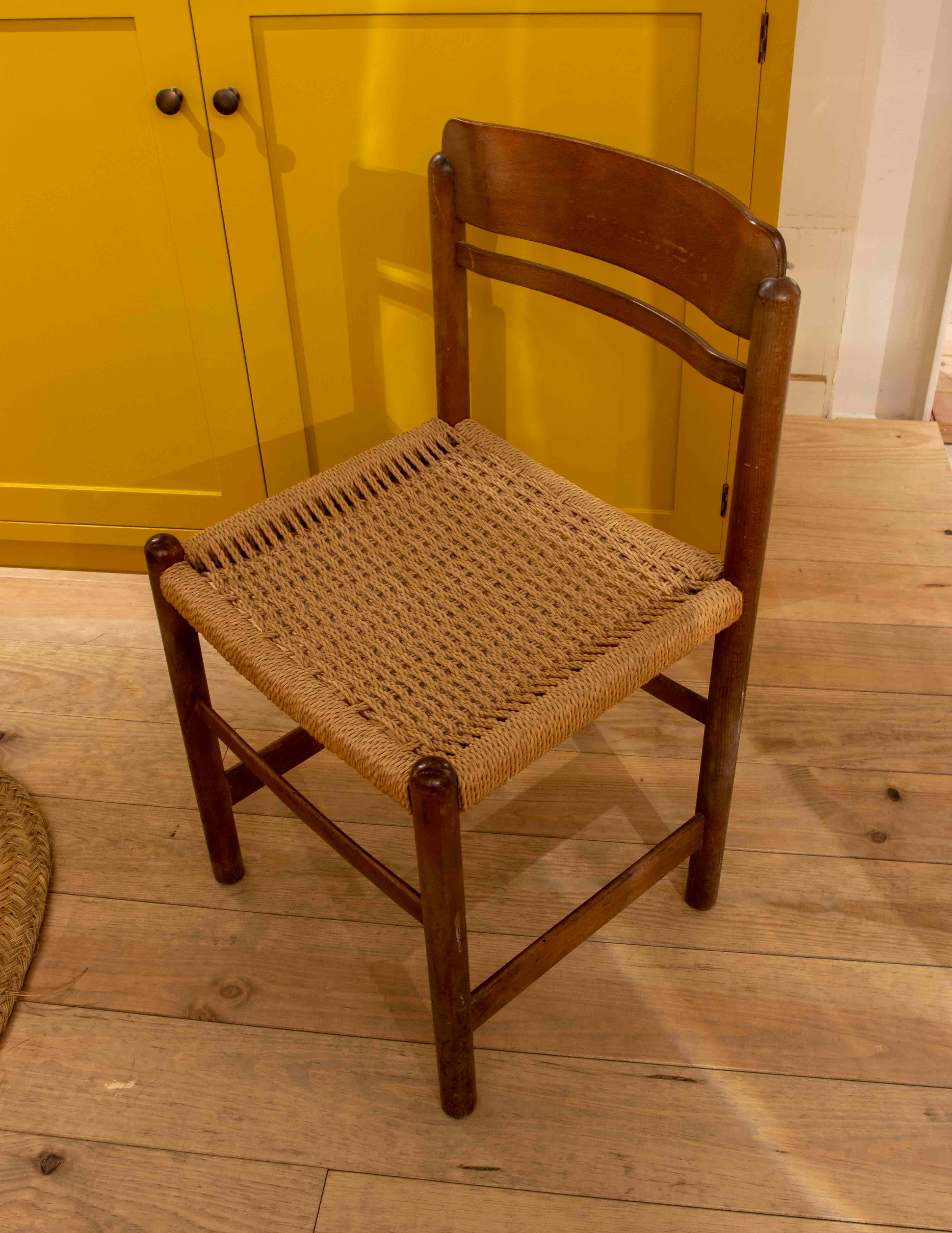 1970s Set of Six Wooden Chairs with Rope Seats  For Sale 1