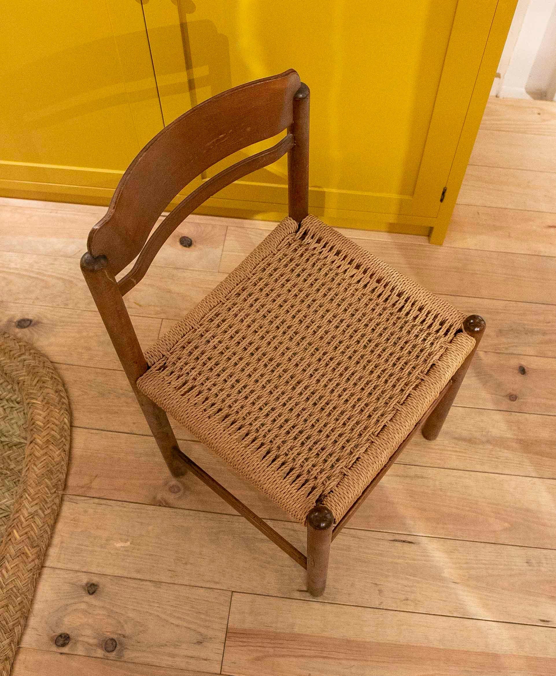 1970s Set of Six Wooden Chairs with Rope Seats  For Sale 4