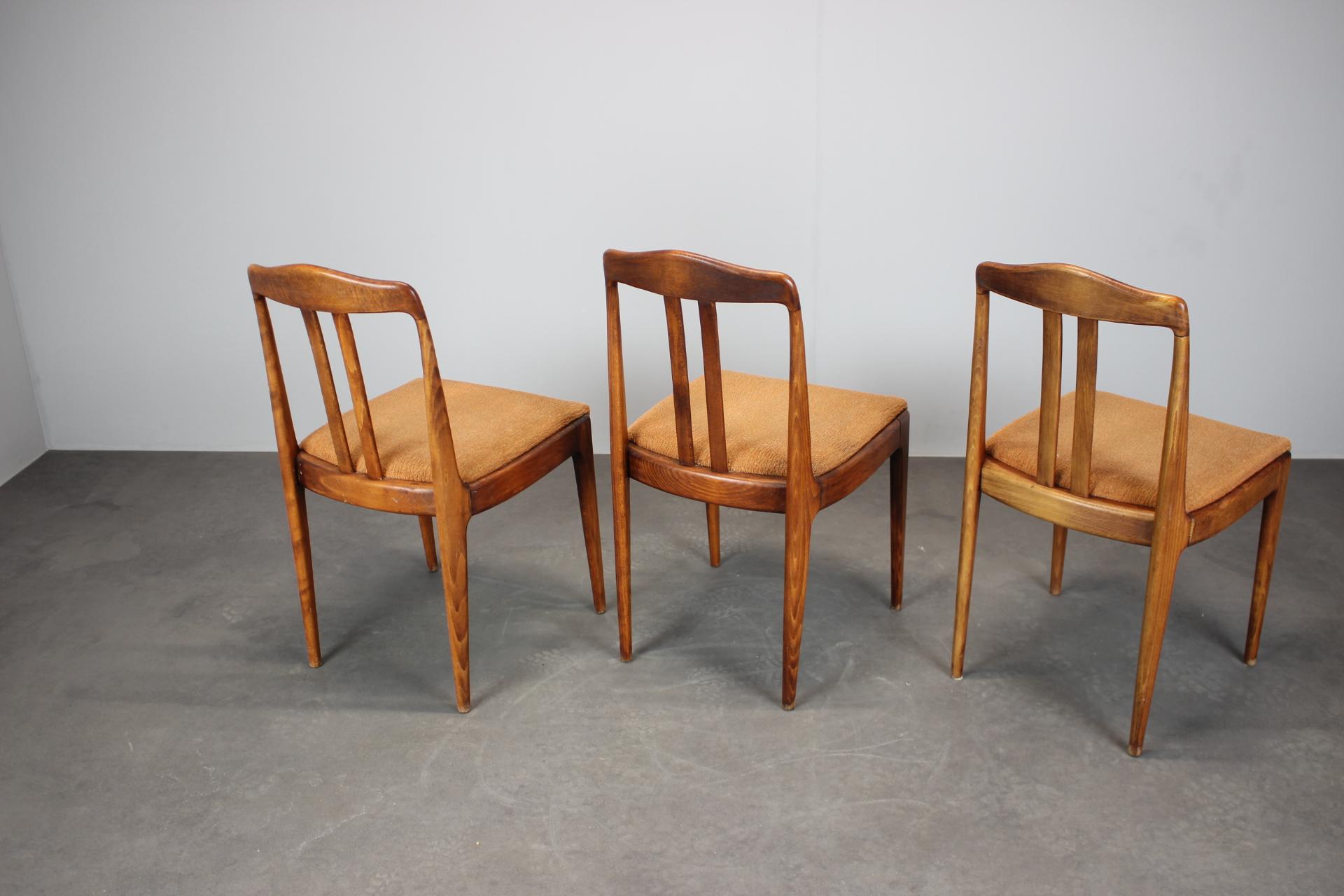 1970er Set aus drei Esszimmerstühlen von Drevotvar, Tschechoslowakei (Tschechisch) im Angebot
