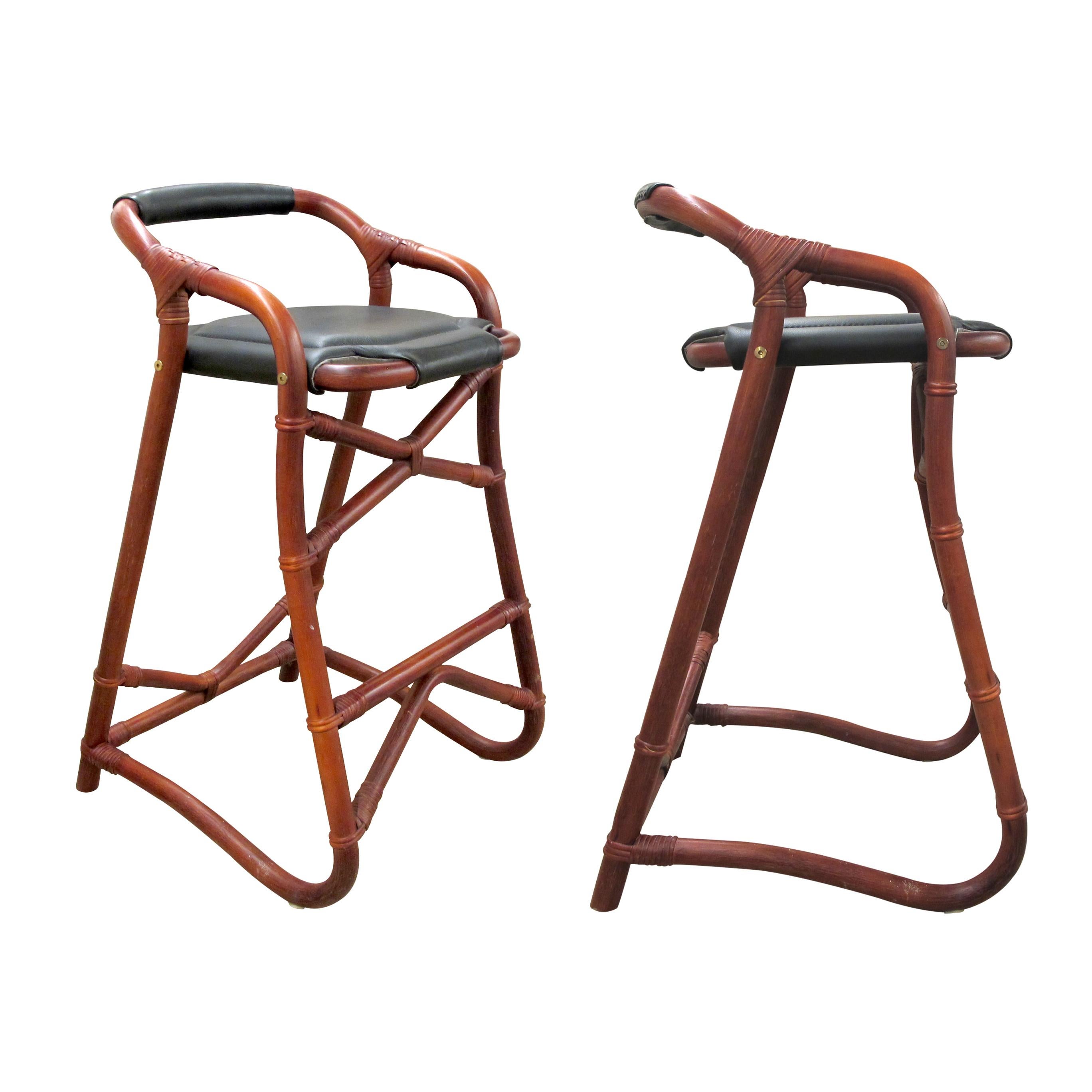 Mid-Century Modern 1970s Set of Three French Riviera Bamboo Bar Stools with Leather Seats For Sale