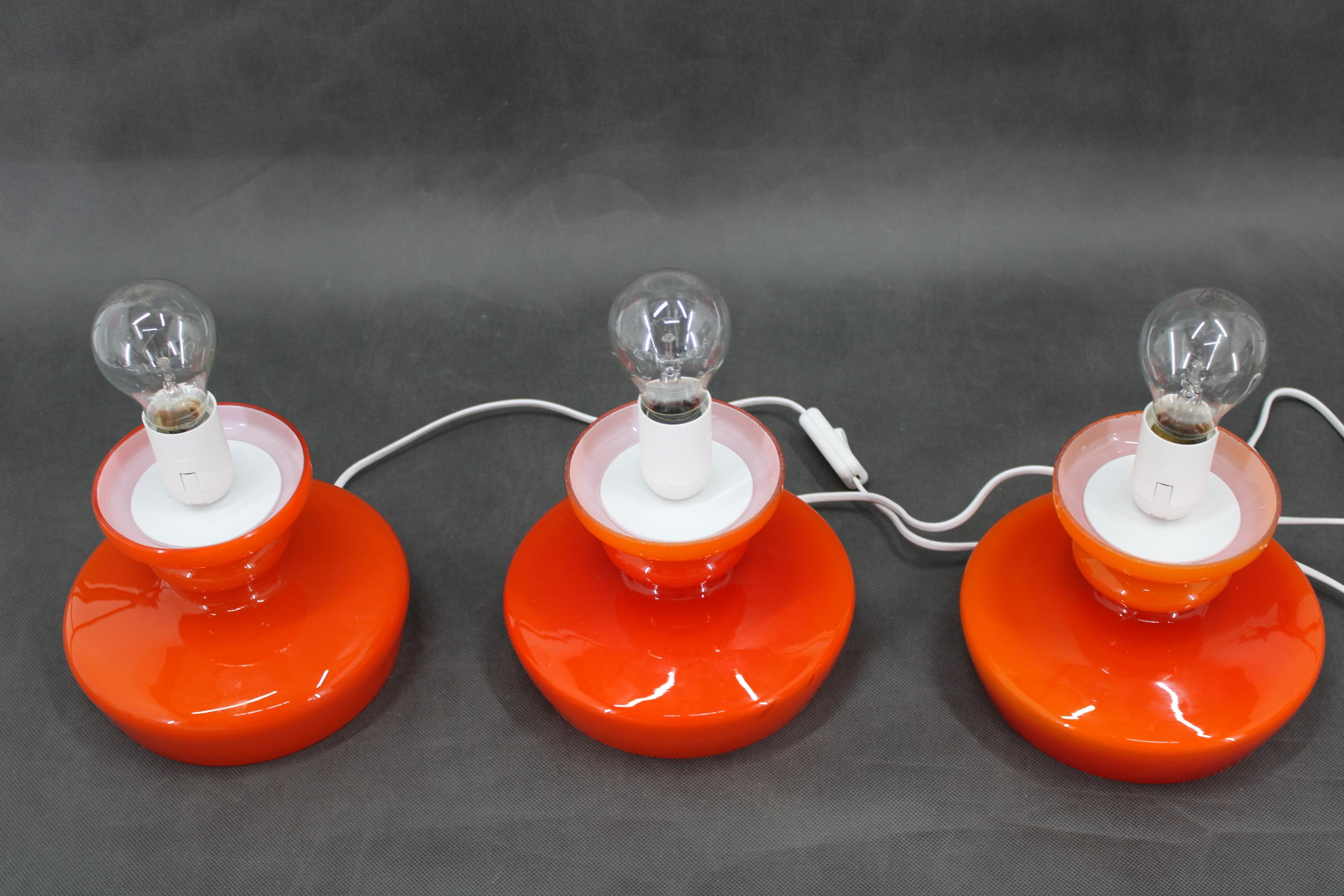 1970s Set of Three Stepan Tabery Opaline Glass Table Lamps, Czechoslovakia In Good Condition For Sale In Praha, CZ