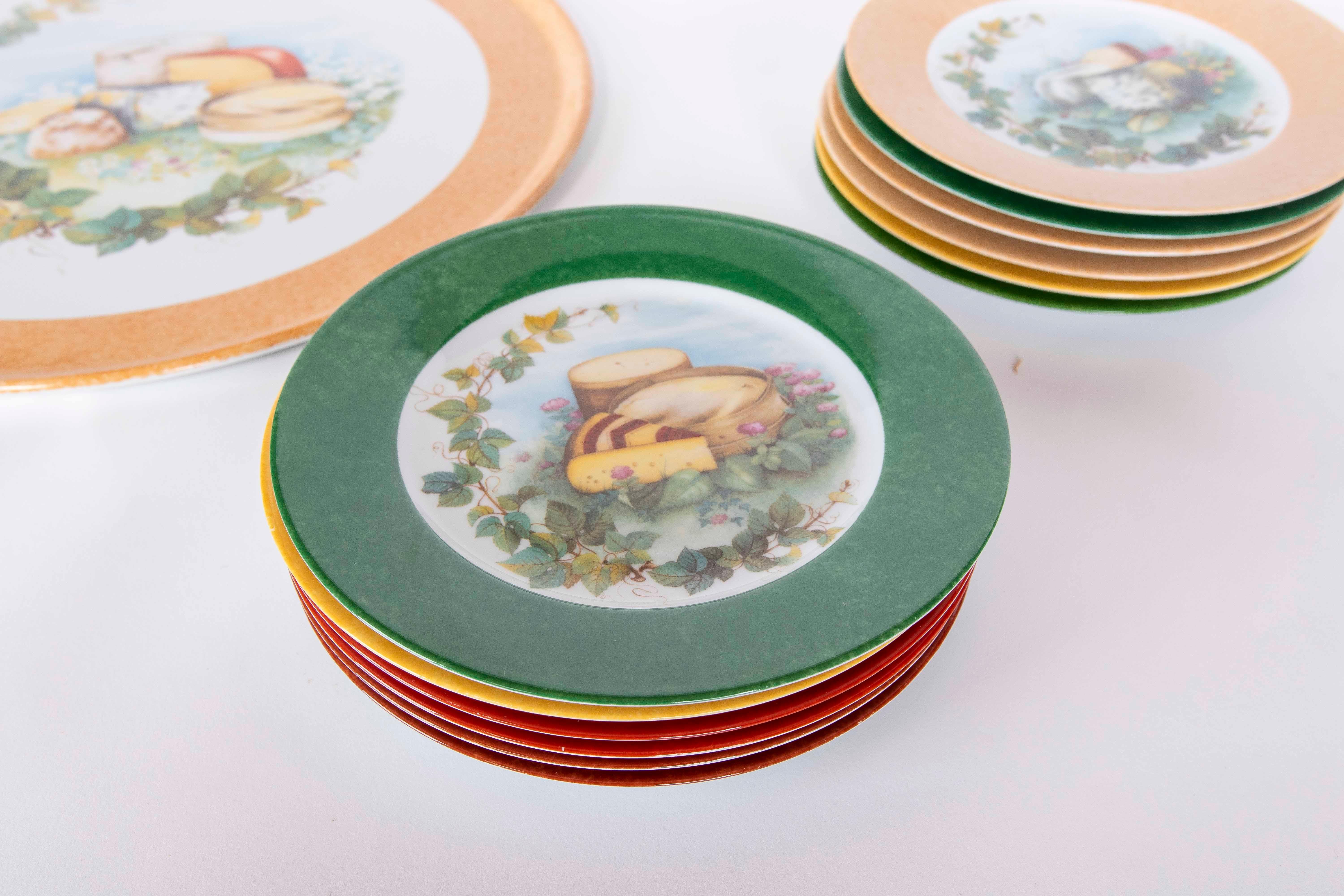 1970s Set of Twelve Laure Japy Decorative Plates with Cheese and Fruit Patterns In Good Condition For Sale In Marbella, ES