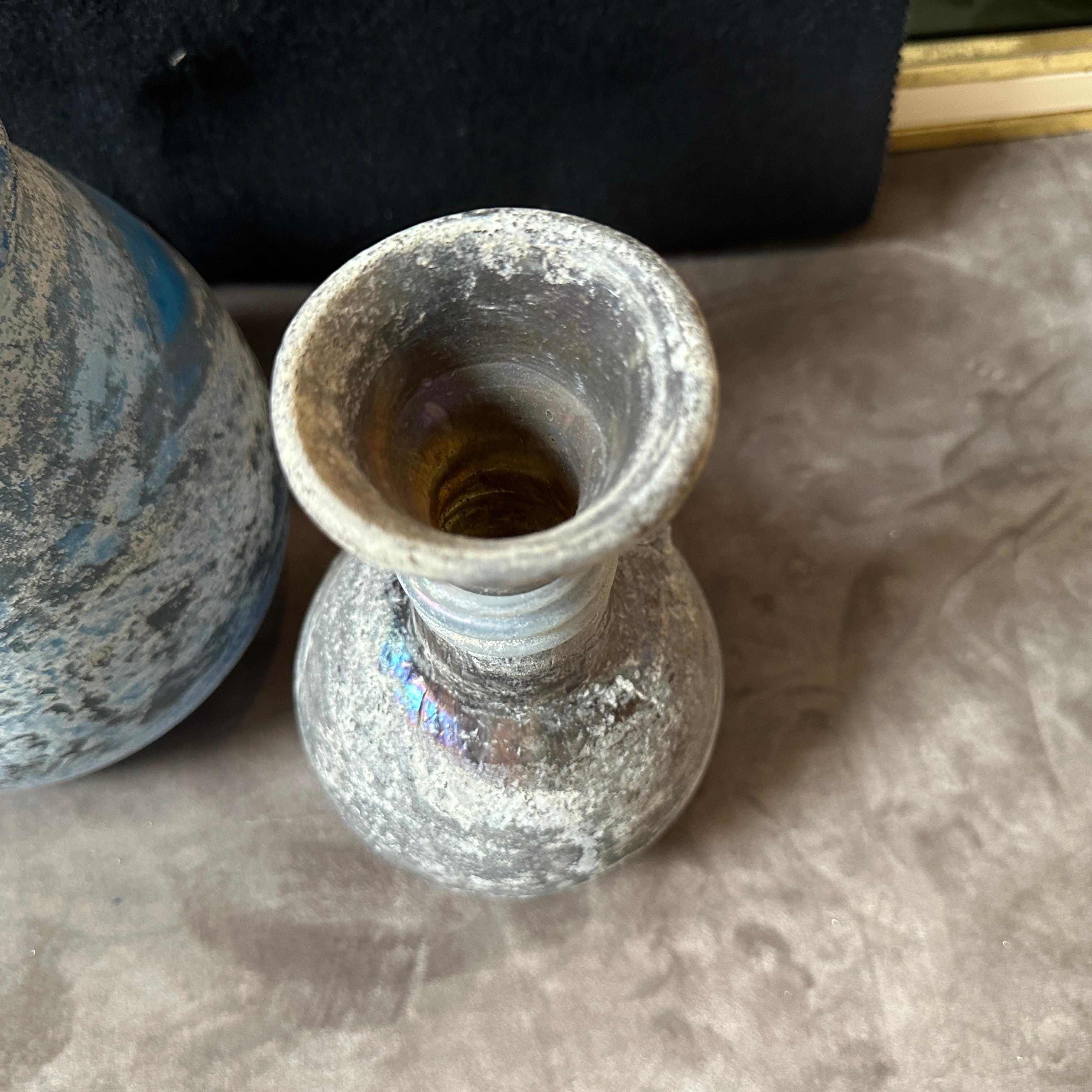 Set di due vasi in vetro di Murano in stile Cenedese Scavo blu e grigio degli anni '70 in vendita 1