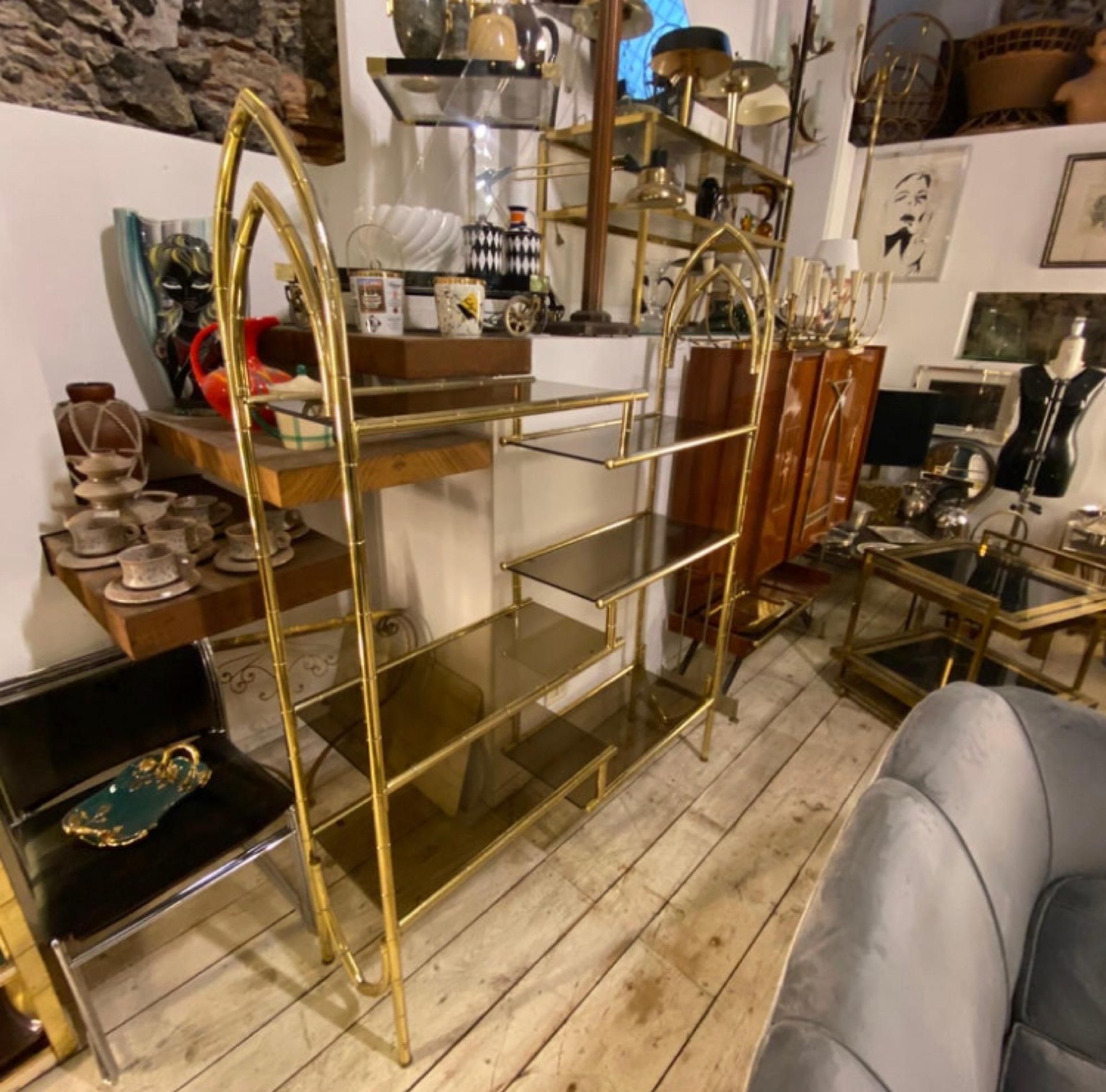 Two 70s Mid-Century Modern Brass and Smoked Glass Italian BookCases For Sale 2