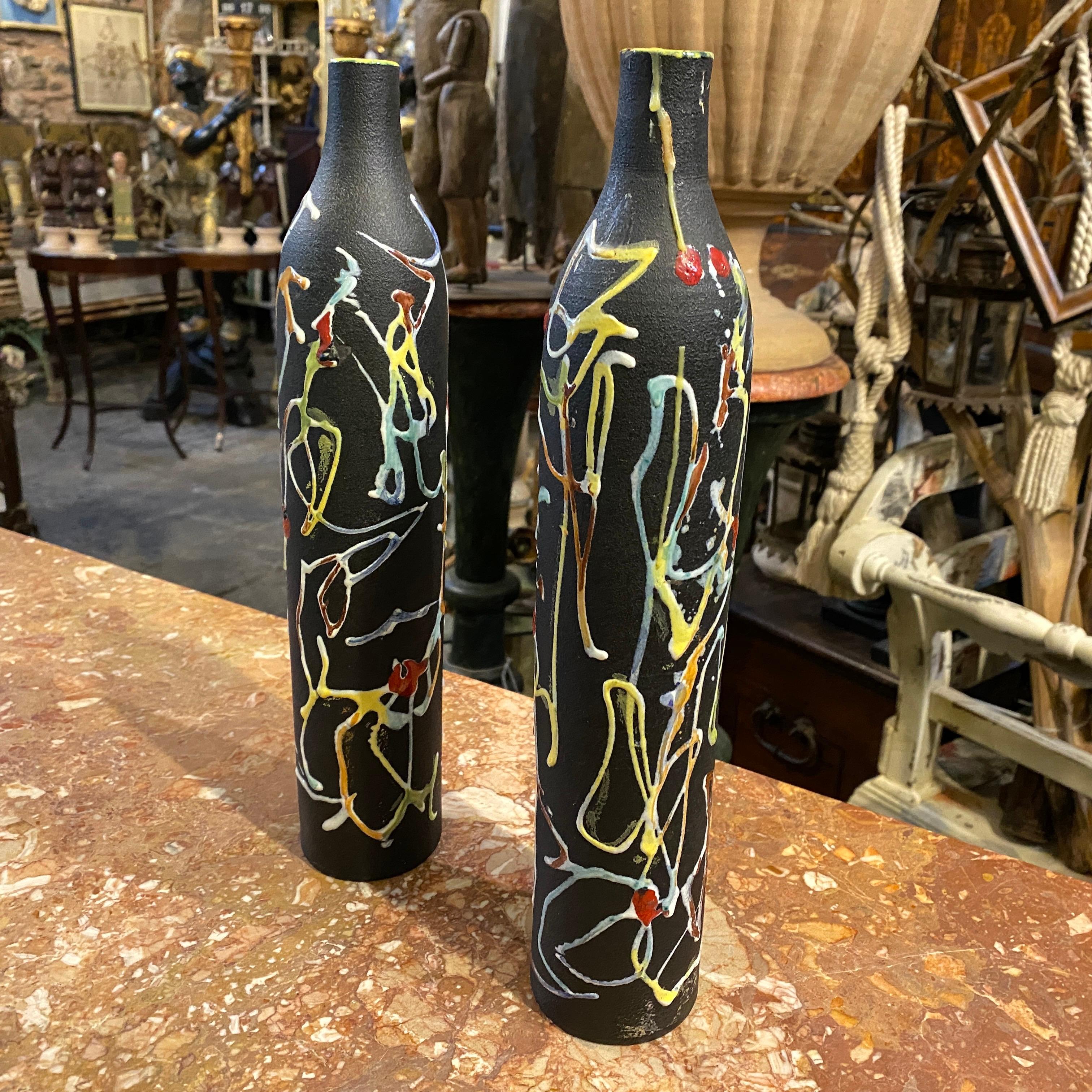 Ensemble de deux vases bouteilles en céramique italienne moderniste des années 1970 par Ce.As Albisola en vente 4